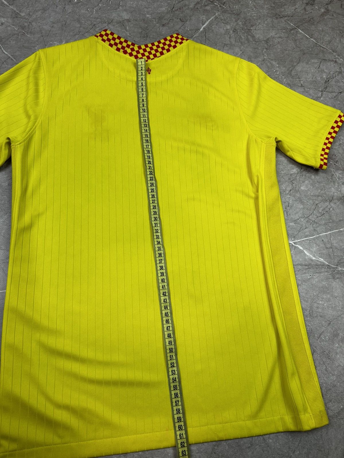 Nike Nike Liverpool Jersey Yellow Shirt FC 21/22 Dri-Fit Size US XS / EU 42 / 0 - 12 Thumbnail