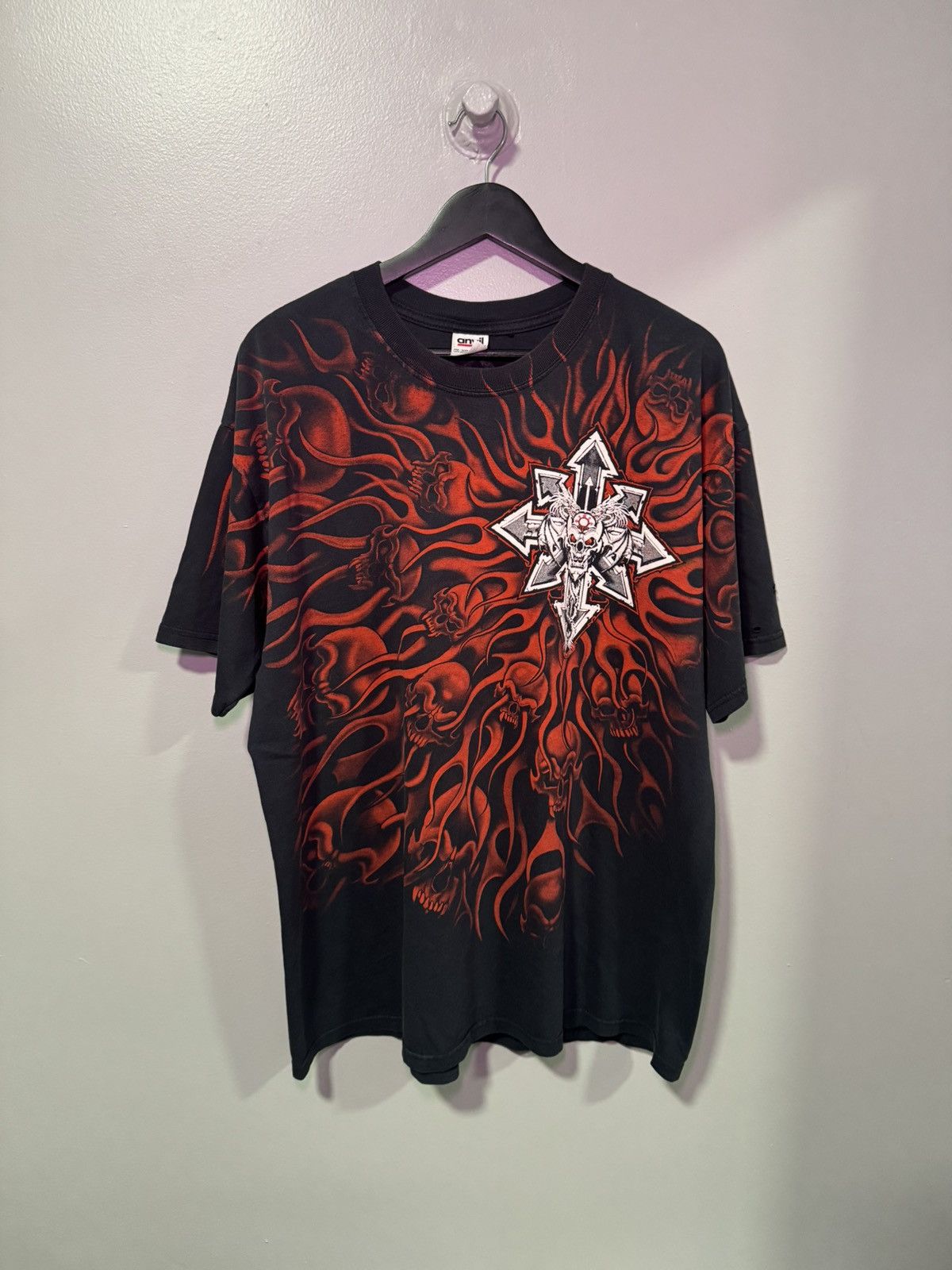 Anvil × Vintage Y2K Tribal Cross Skull Flame Graphic Tee Size US XL / EU 56 / 4 - 1 Thumbnail