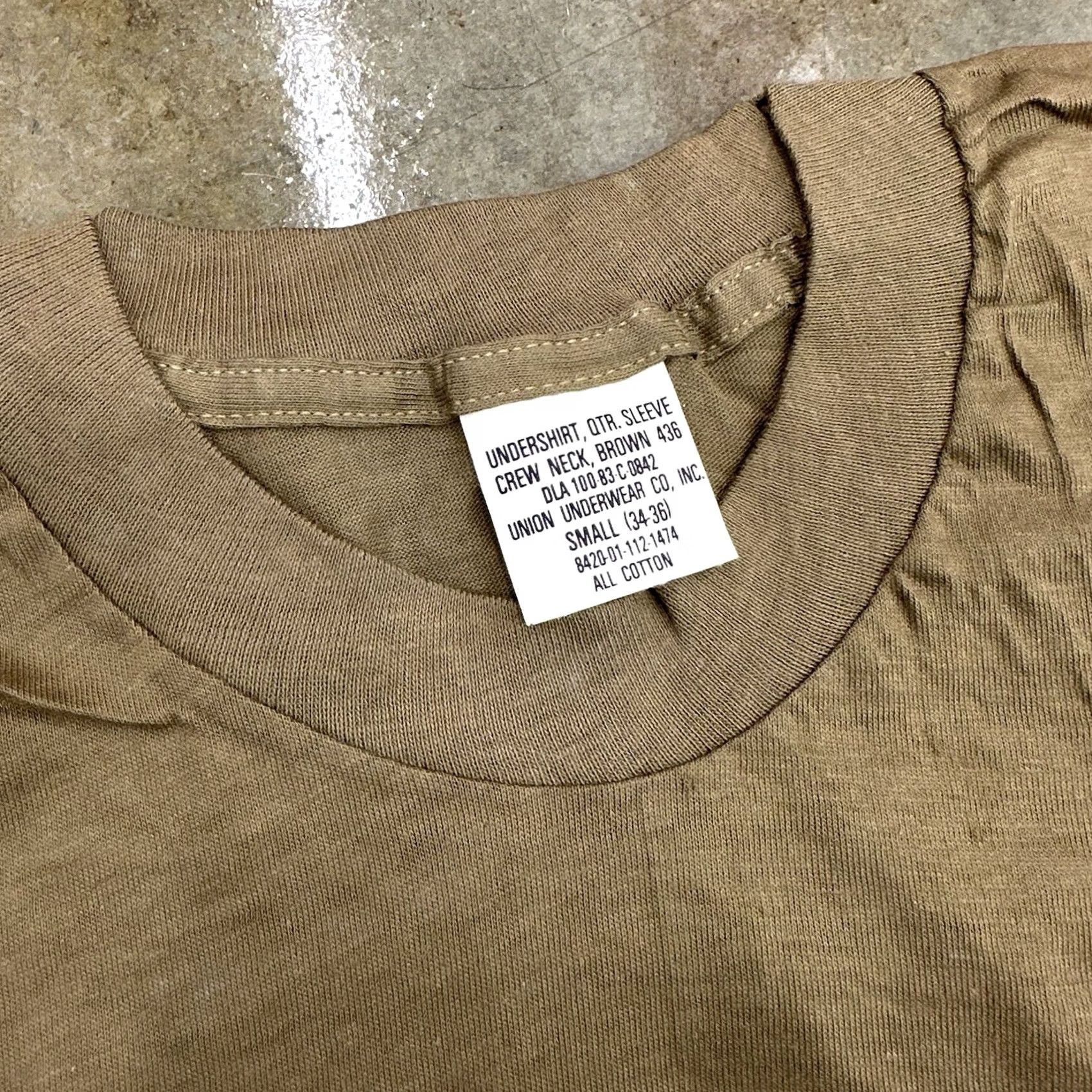 Vintage VINTAGE Military Undershirt American Vintage Crewneck Brown All Cotton Qtr. Sleeve 80s Small Mens Size US S / EU 44-46 / 1 - 2 Thumbnail