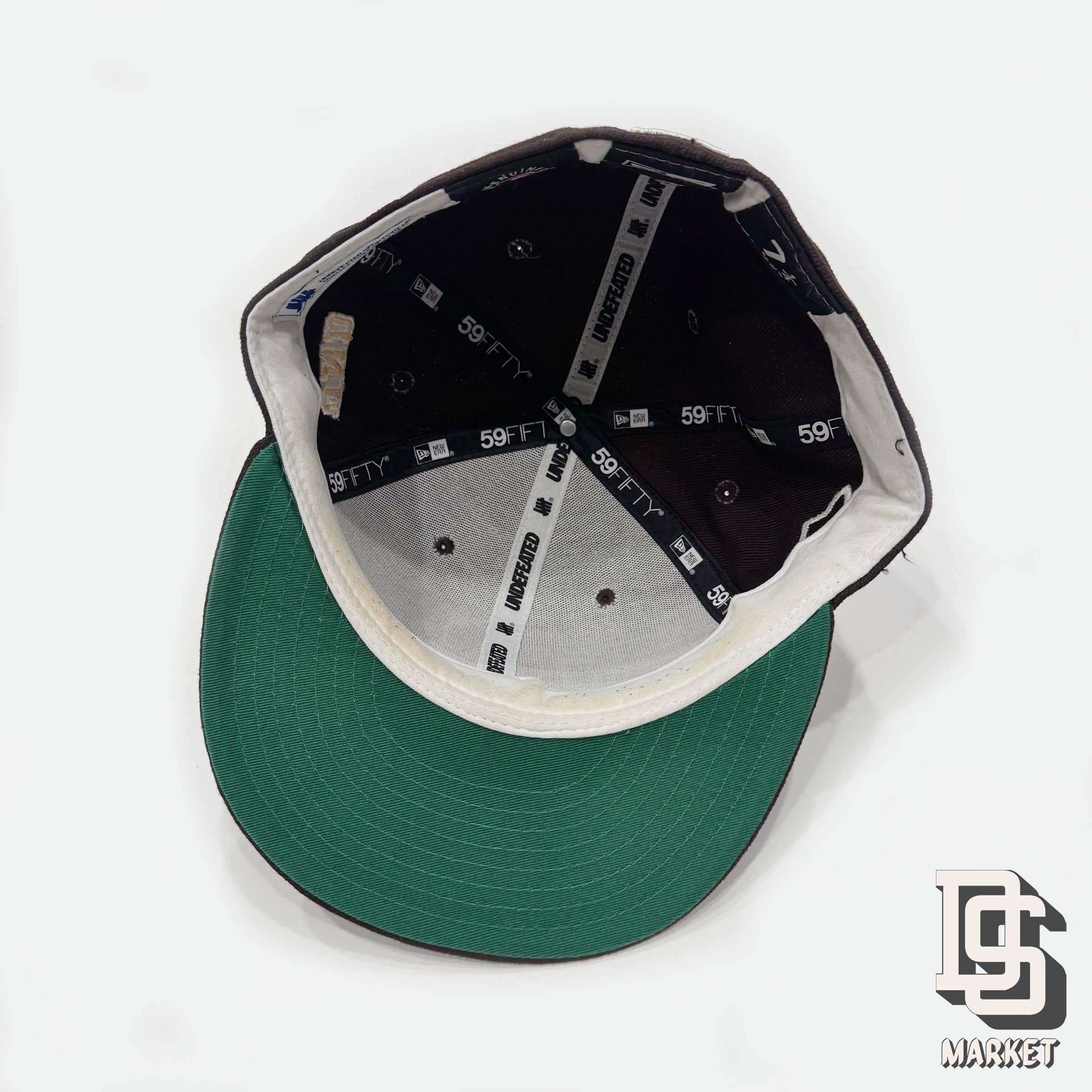 New Era × Undefeated RARE UNDEFEATED SAN DIEGO PADRES NEW ERA HAT CAP 7 1/4 Size ONE SIZE - 5 Thumbnail