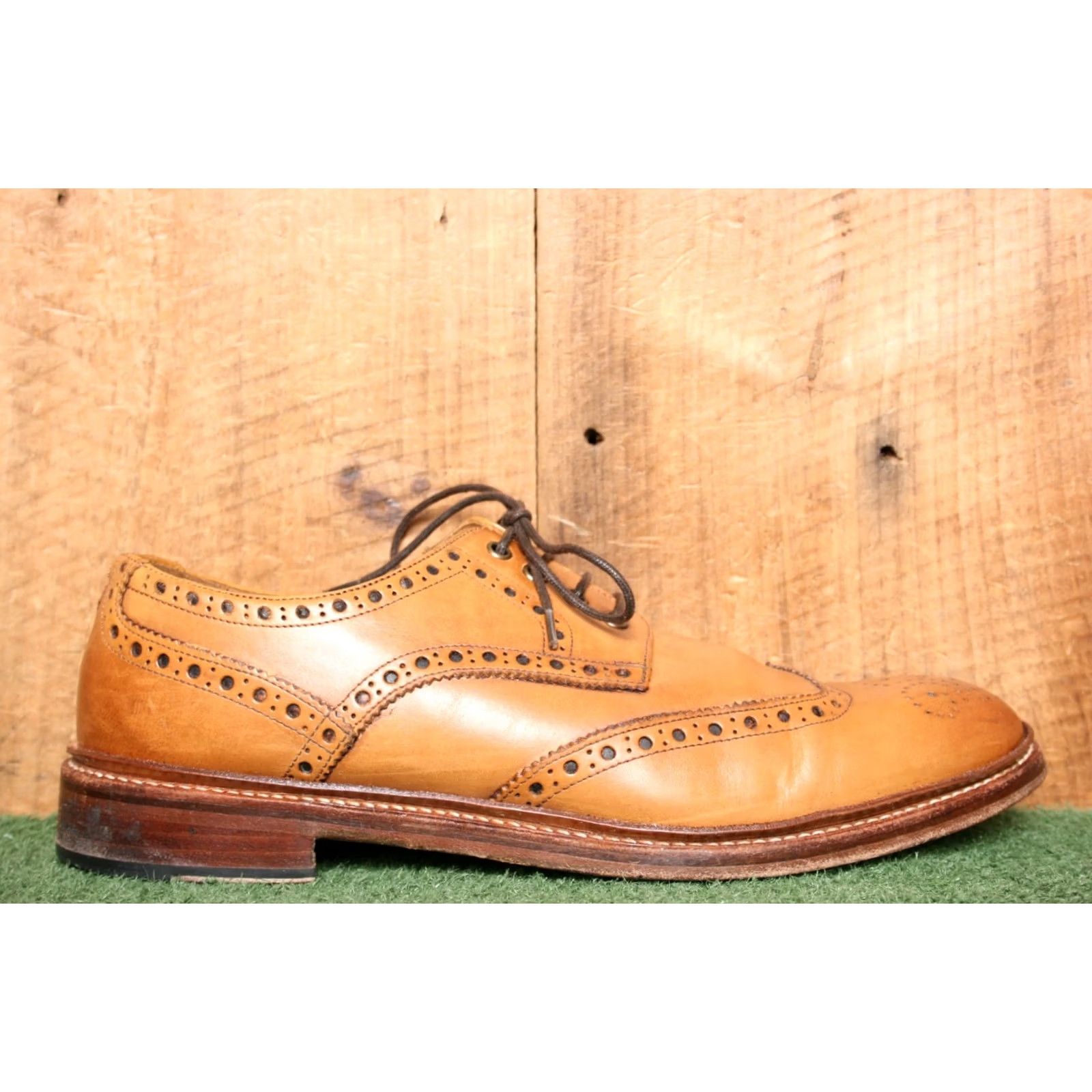 Oliver Sweeney VINTAGE Oliver Sweeney Saunders Derby Shoes Tan Leather Wingtip Goodyear Welted Mens 10.5 US 11.5 Size US 11 / EU 44 - 2 Thumbnail
