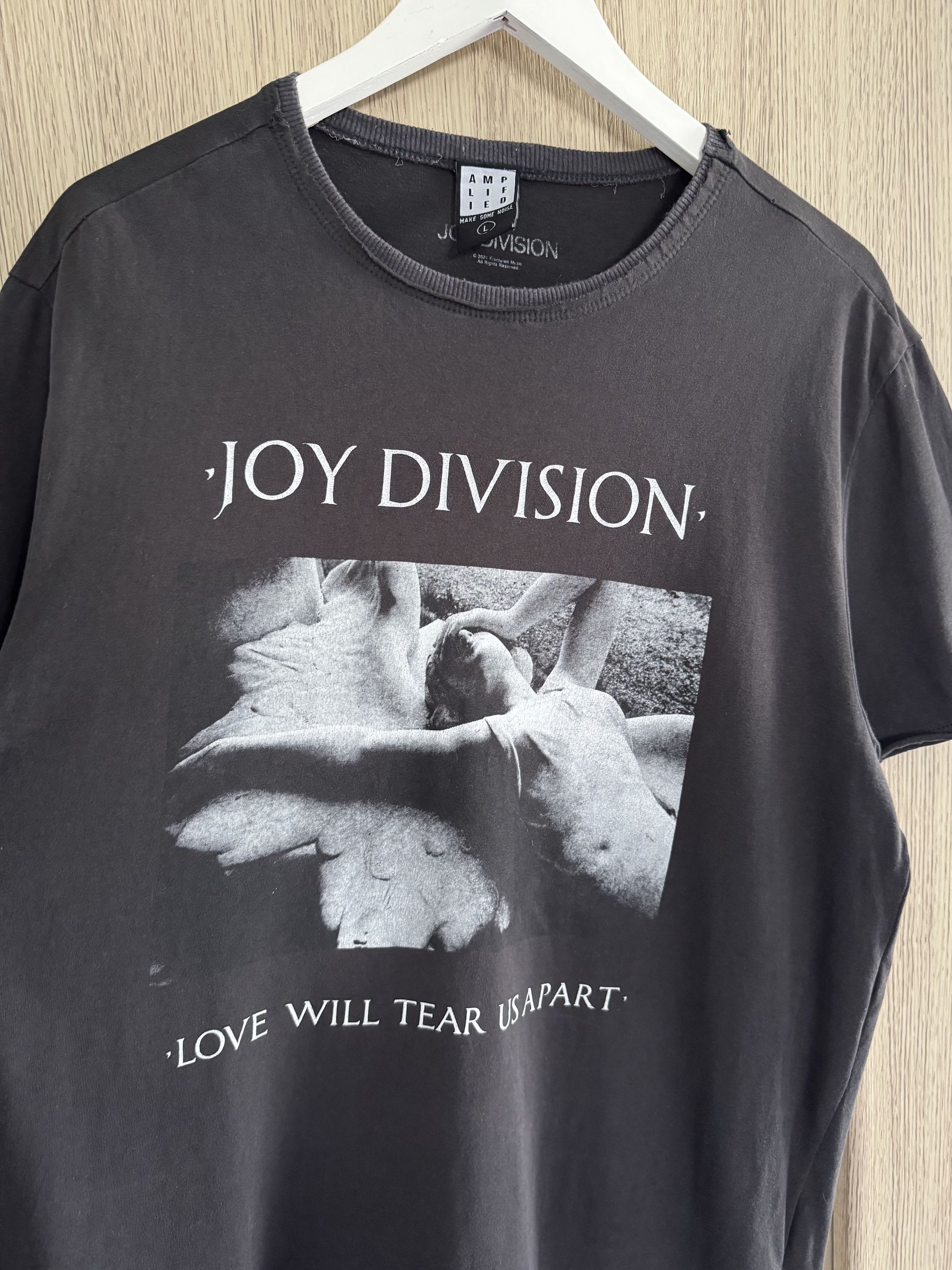 Joy Division Joy Division Love will tear us apart tee Size US L / EU 52-54 / 3 - 3 Thumbnail