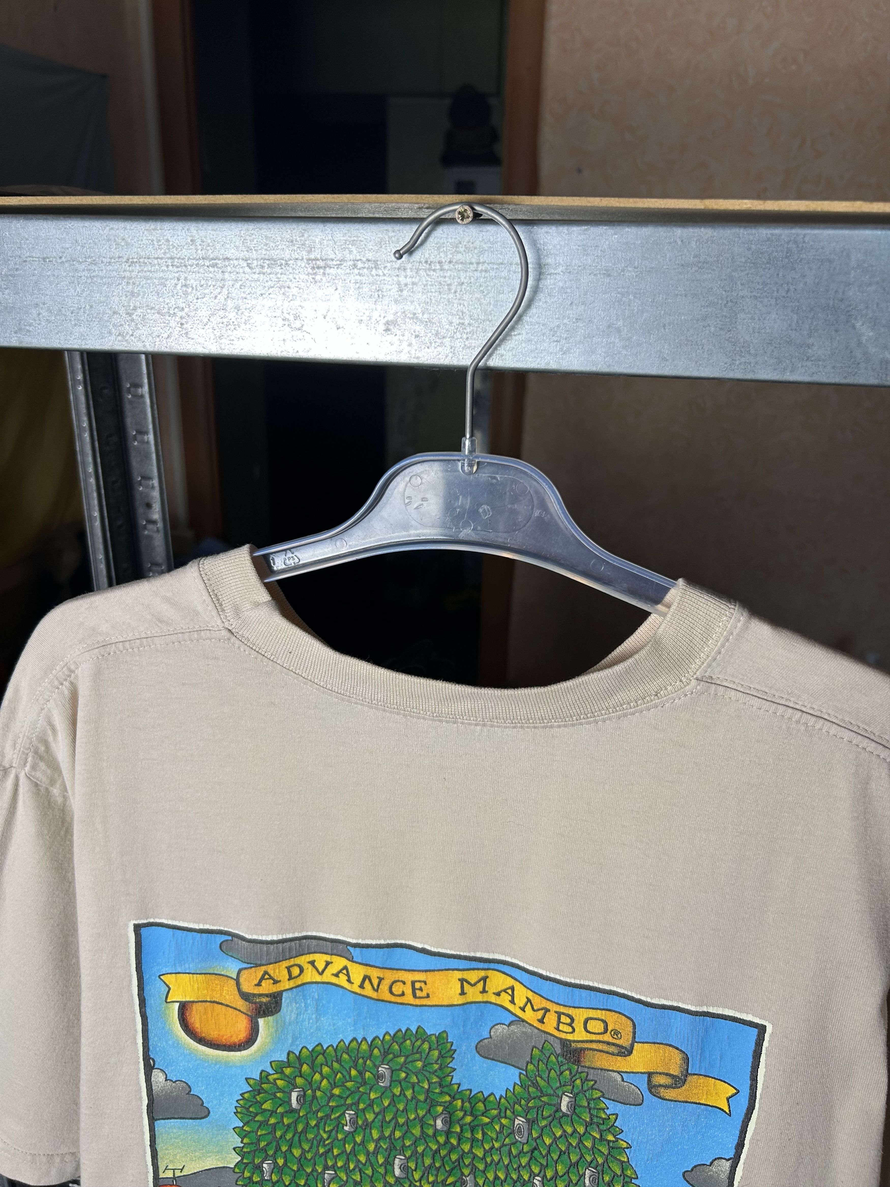 Mambo Vintage 2000 Mambo Reg Mombasa Australian Beer Tree T-shirt Size US XL / EU 56 / 4 - 11 Thumbnail