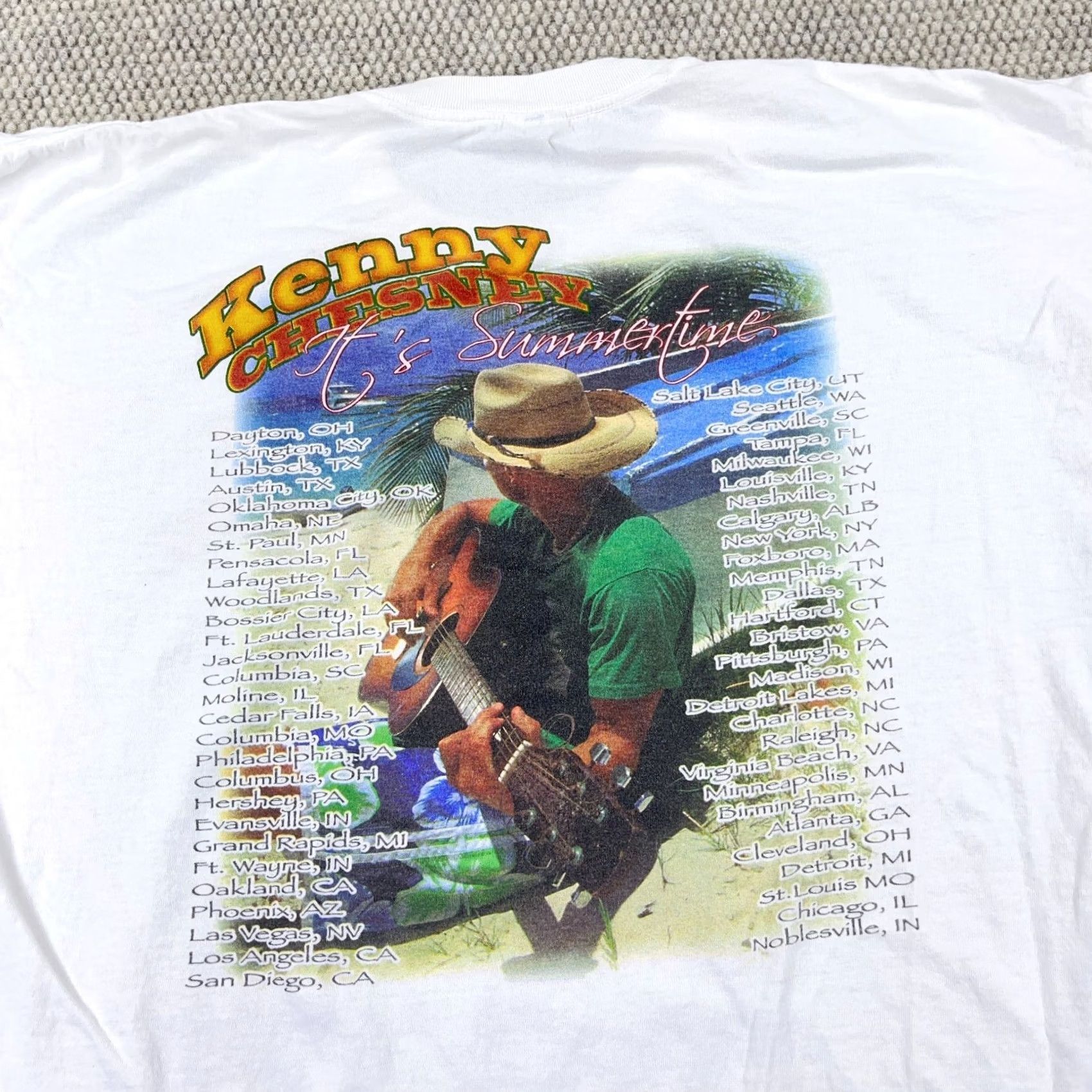 Gildan VINTAGE Kenny Chesney Shirt Men 2XL White Band Tee Country Music Y2K Road Radio Shirt Size US XXL / EU 58 / 5 - 4 Thumbnail