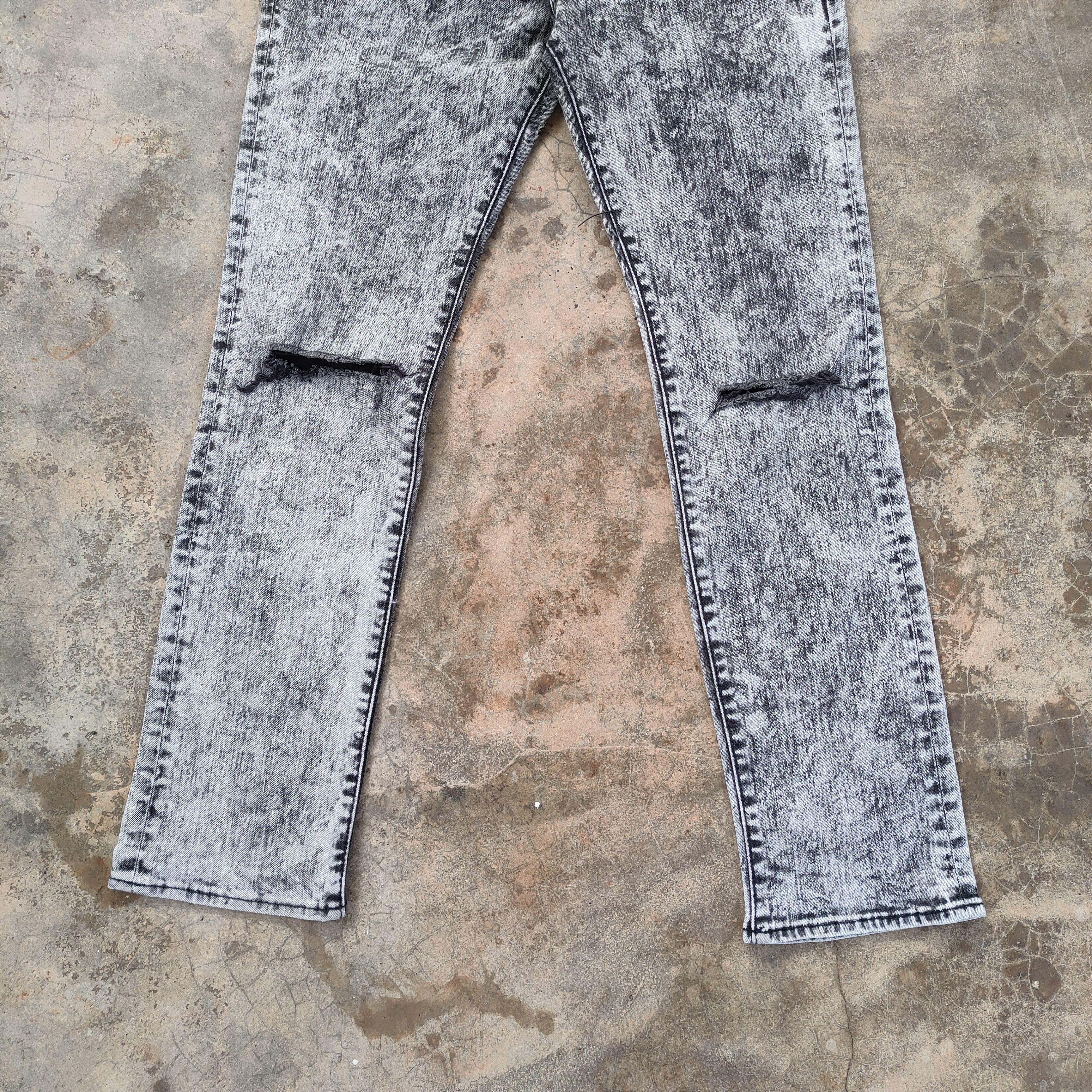 Roots VINTAGE ROOT THREE SKINNY FADED DISTRESSED JEANS PANTS Size US 33 - 4 Thumbnail