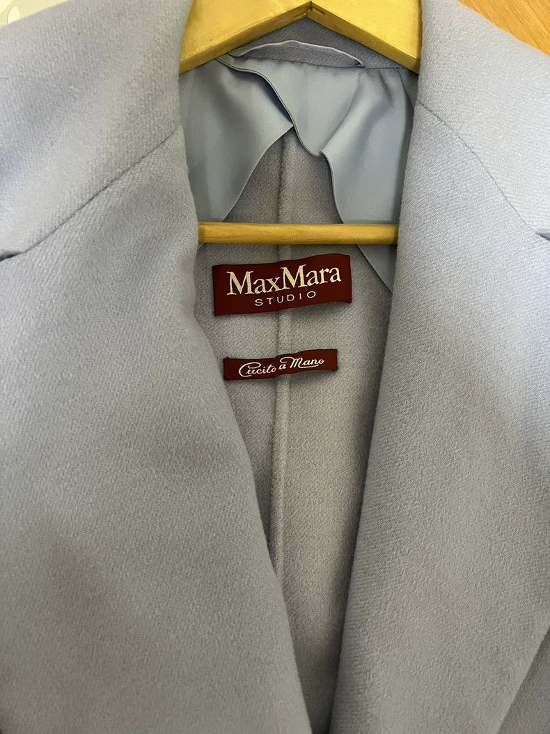 Max Mara Max Mara Sky blue overcoat of studio series Size XS / US 0-2 / IT 36-38 - 2 Thumbnail