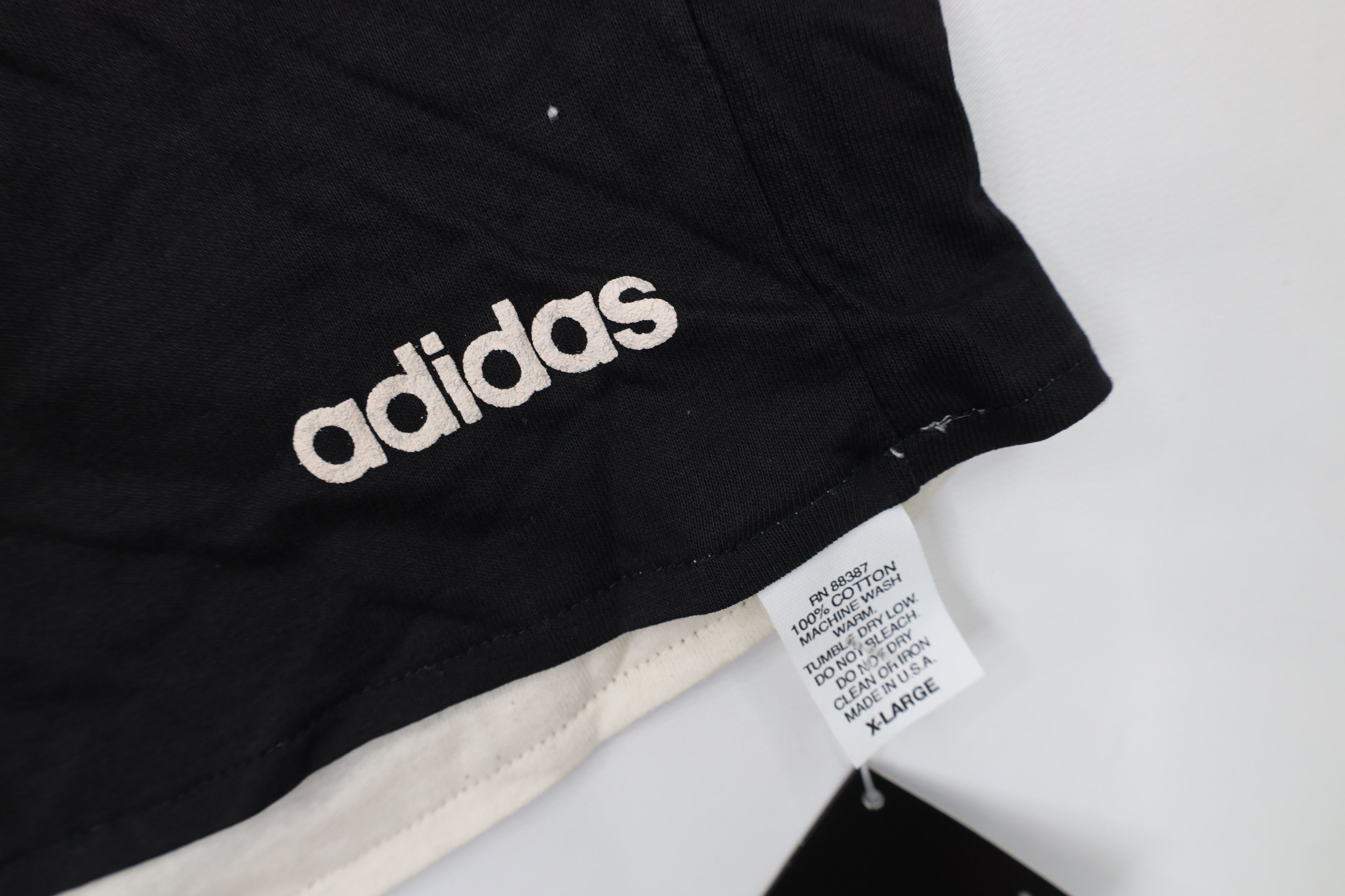 Adidas Deadstock Vintage 90s Adidas Reversible Above Knee Shorts Size US 36 / EU 52 - 6 Thumbnail