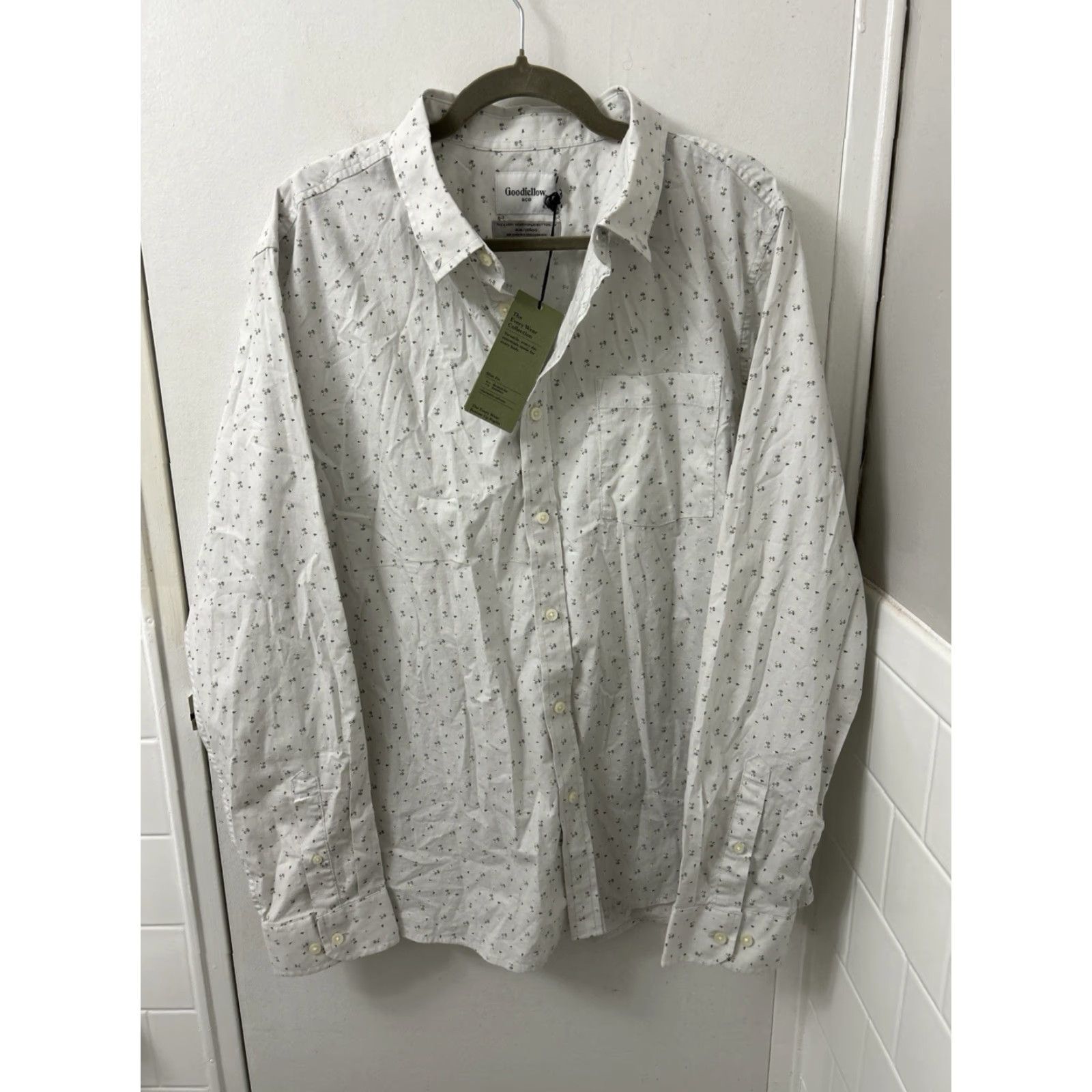 Vintage Goodfellow & Co Shirt Mens XL White Slim Poplin Button-Up Mushroom Print L/S NWT Size US XL / EU 56 / 4 - 2 Thumbnail