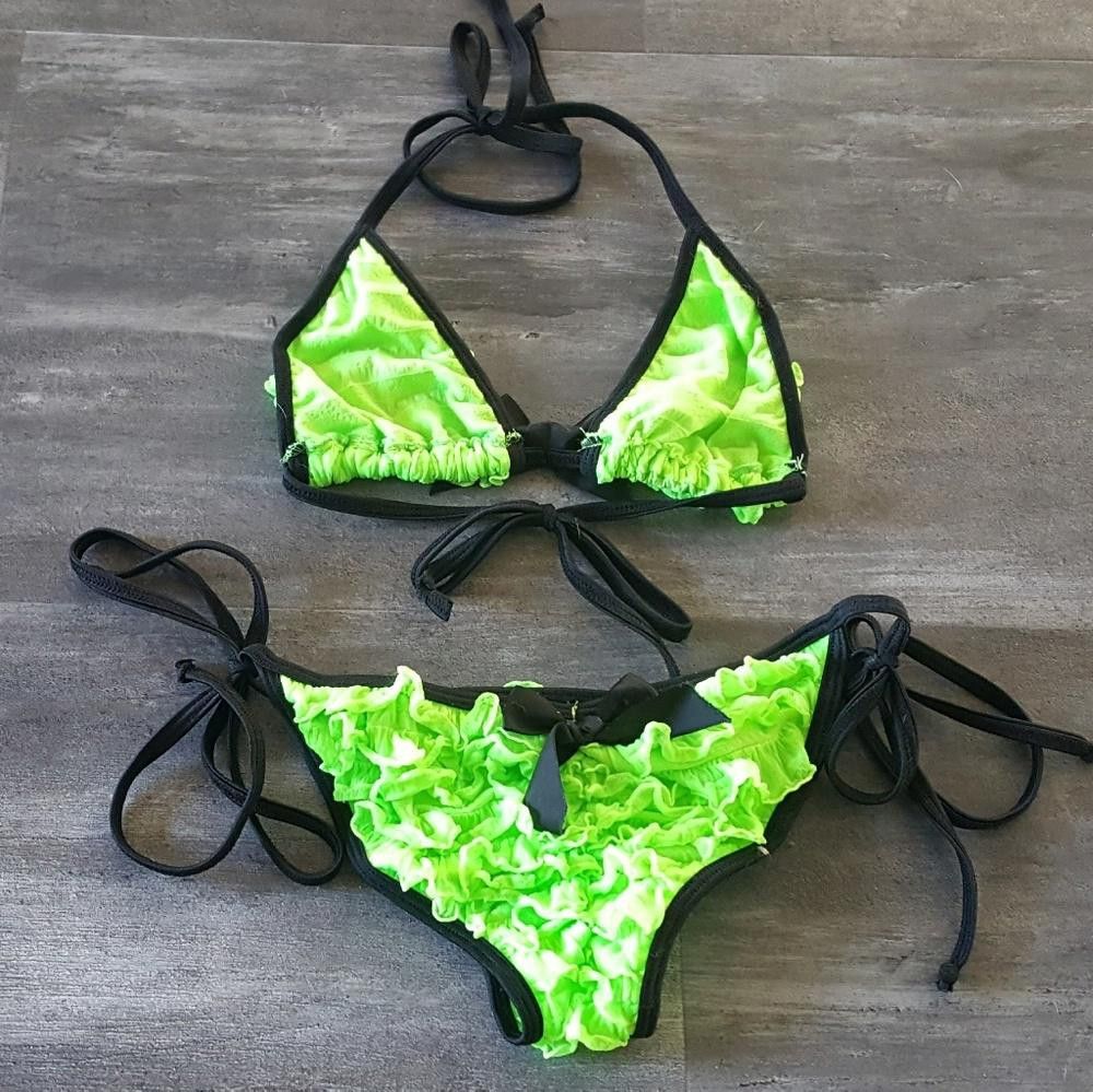 Designer Green Black Ruffled LMG Bikini Set Size ONE SIZE - 2 Thumbnail