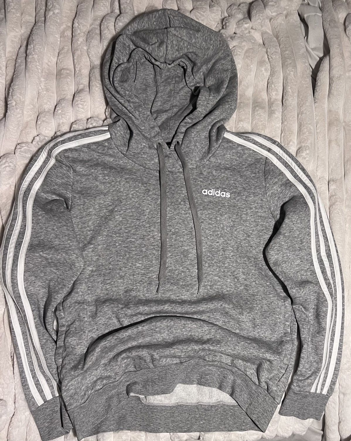 Adidas Adidas essentials fleece 3-stripes vegan pullover soft wash Size S / US 4 / IT 40 - 16 Thumbnail
