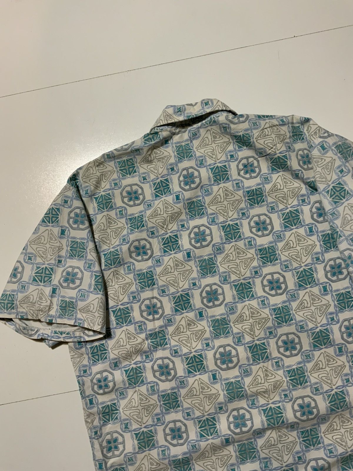 Quiksilver × Vintage VTG 80s 90s Quiksilver Geometric Tribal Surf Hawaiian Shirt Size US XL / EU 56 / 4 - 7 Thumbnail