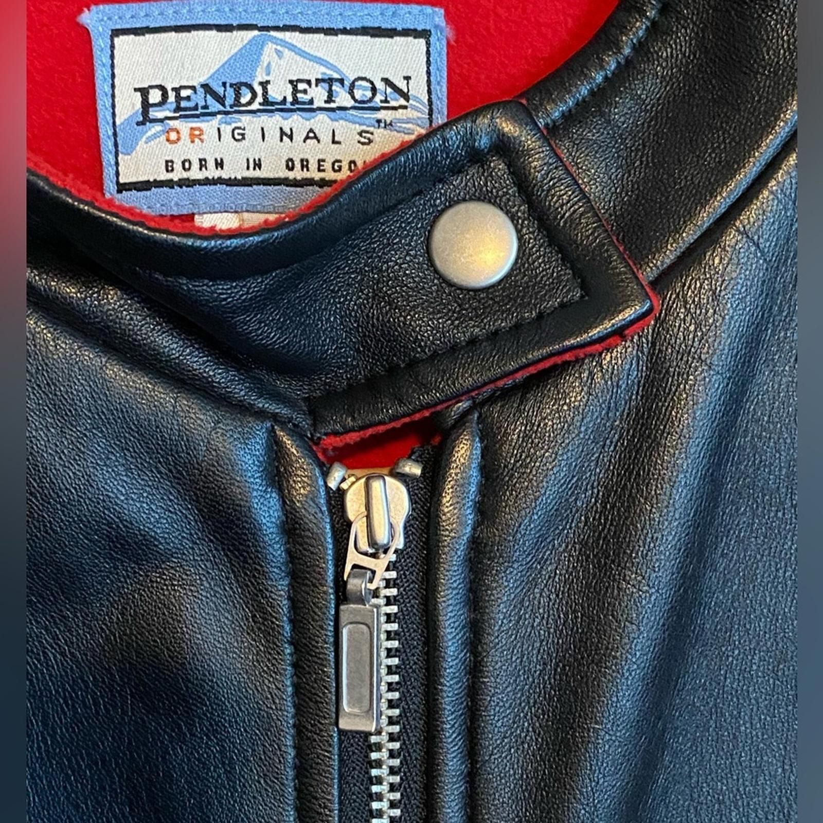 Pendleton Vintage Pendleton Leather Moto Vest Red Fleece Lined S Size S / US 4 / IT 40 - 3 Thumbnail