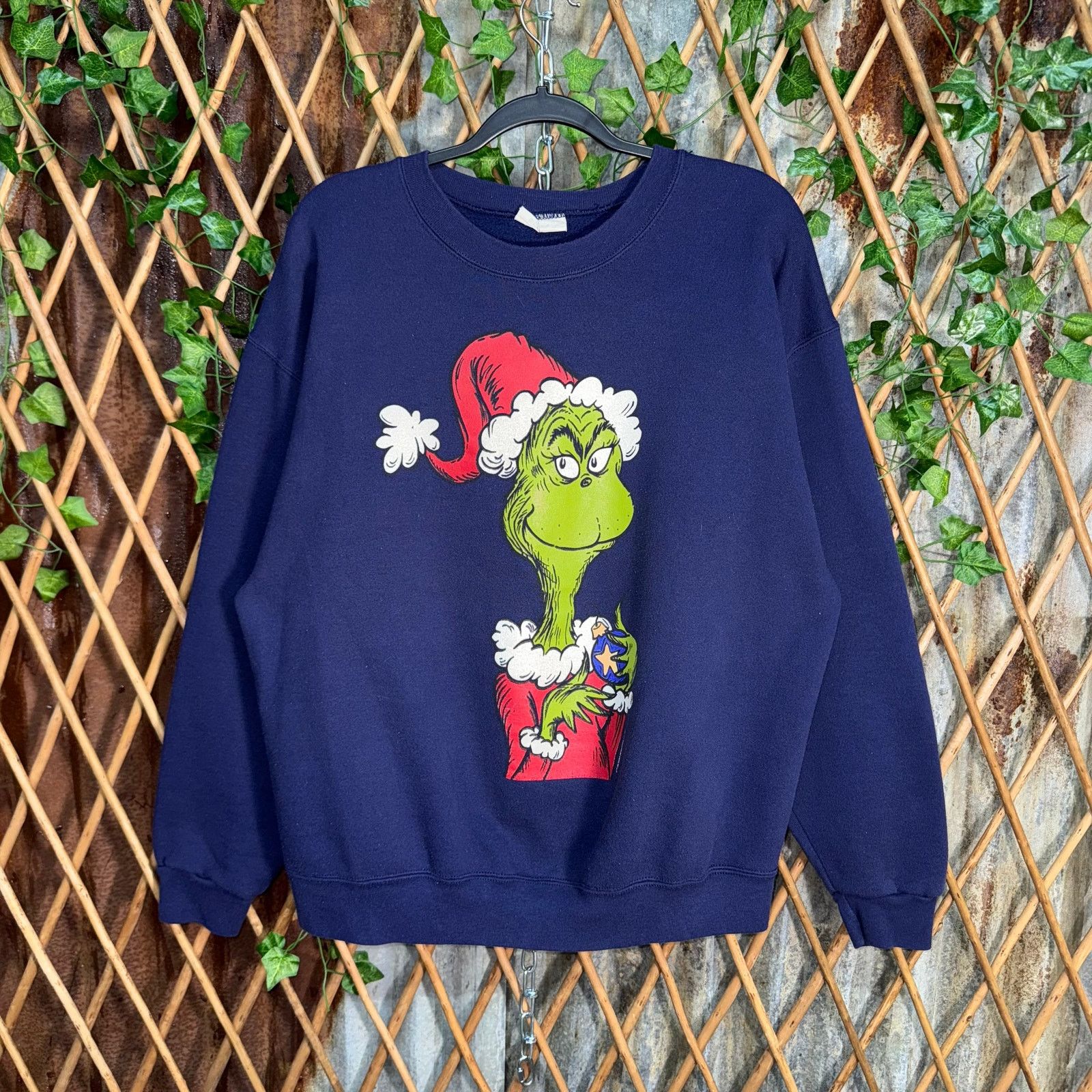 Universal Studios Vintage Y2K Dr. Seuss The Grinch cartoon 1990s sweatshirt Size US L / EU 52-54 / 3 - 1 Thumbnail