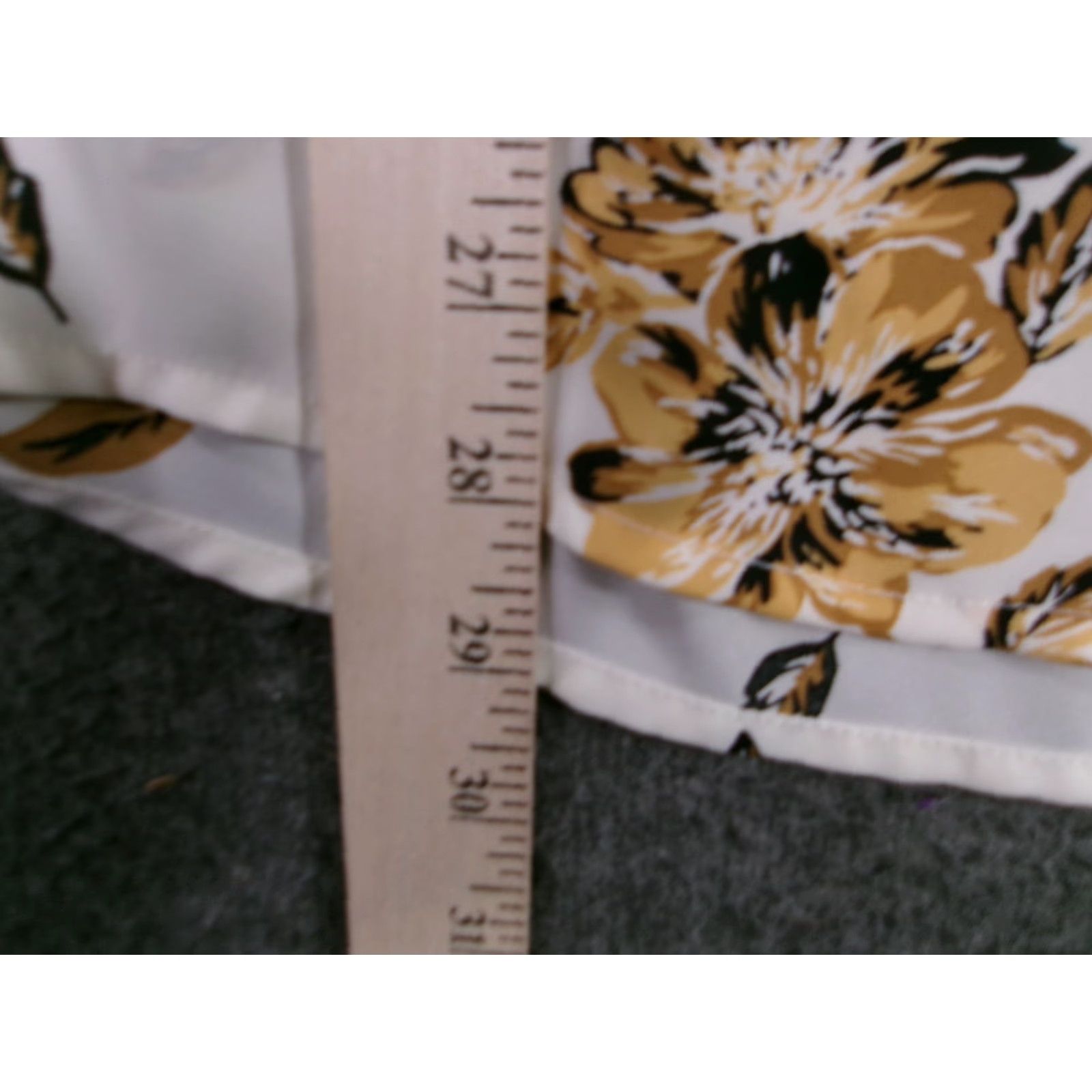 Vintage Maurices Shirt Women Small White Floral 3/4 Sleeve Tunic Boho Coastal Western V-Neck Bell Lace Trim 100% Polyester Floral Pattern Womens Size S / US 4 / IT 40 - 5 Thumbnail