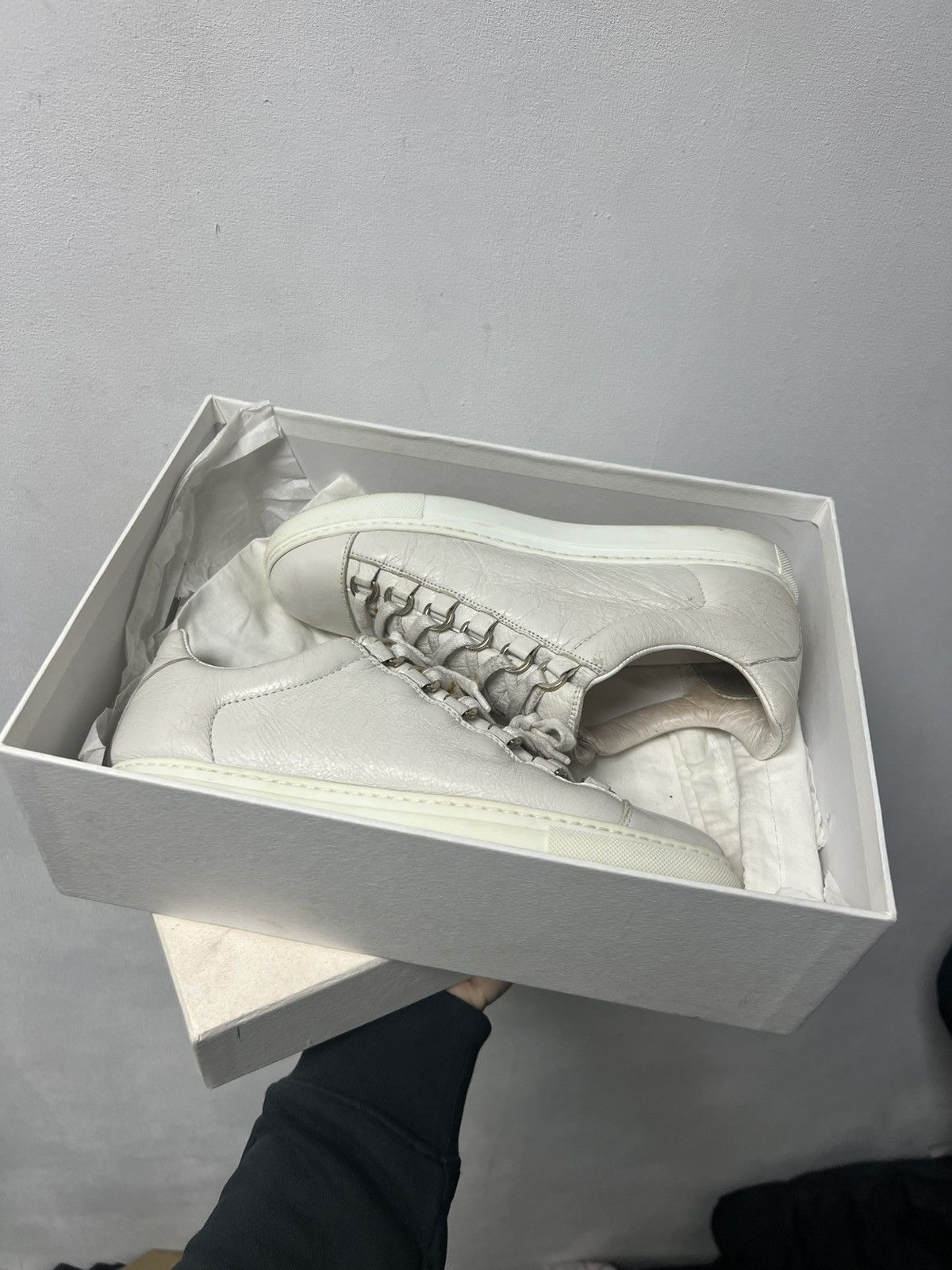 Balenciaga Balenciaga Arena Low Top Sneaker White Leather Size US 7.5 / EU 40-41 - 2 Thumbnail