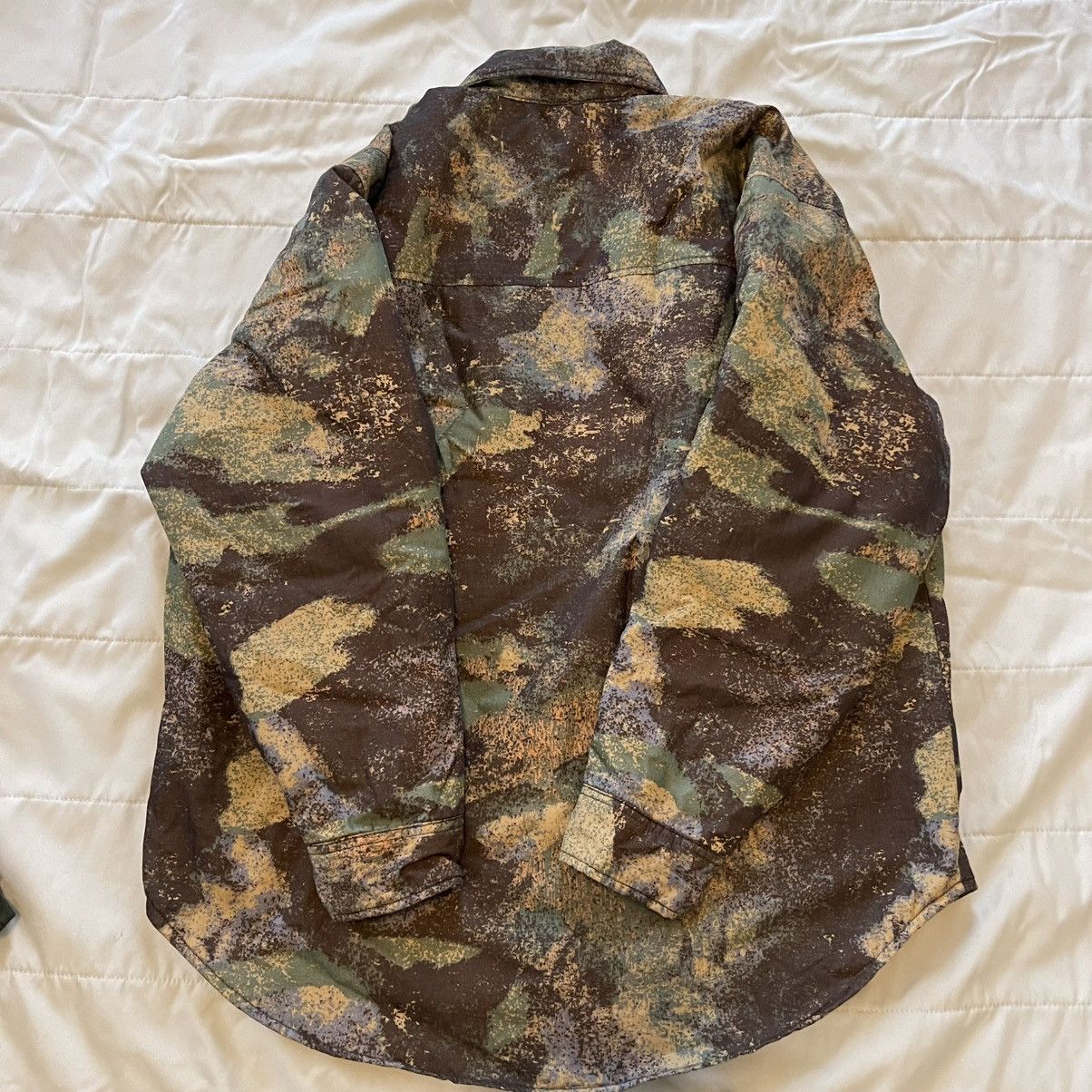 Urban Outfitters BDG urban Outfitters Men's Rip­stop Camo Jack­et Size Medium Size US M / EU 48-50 / 2 - 5 Thumbnail
