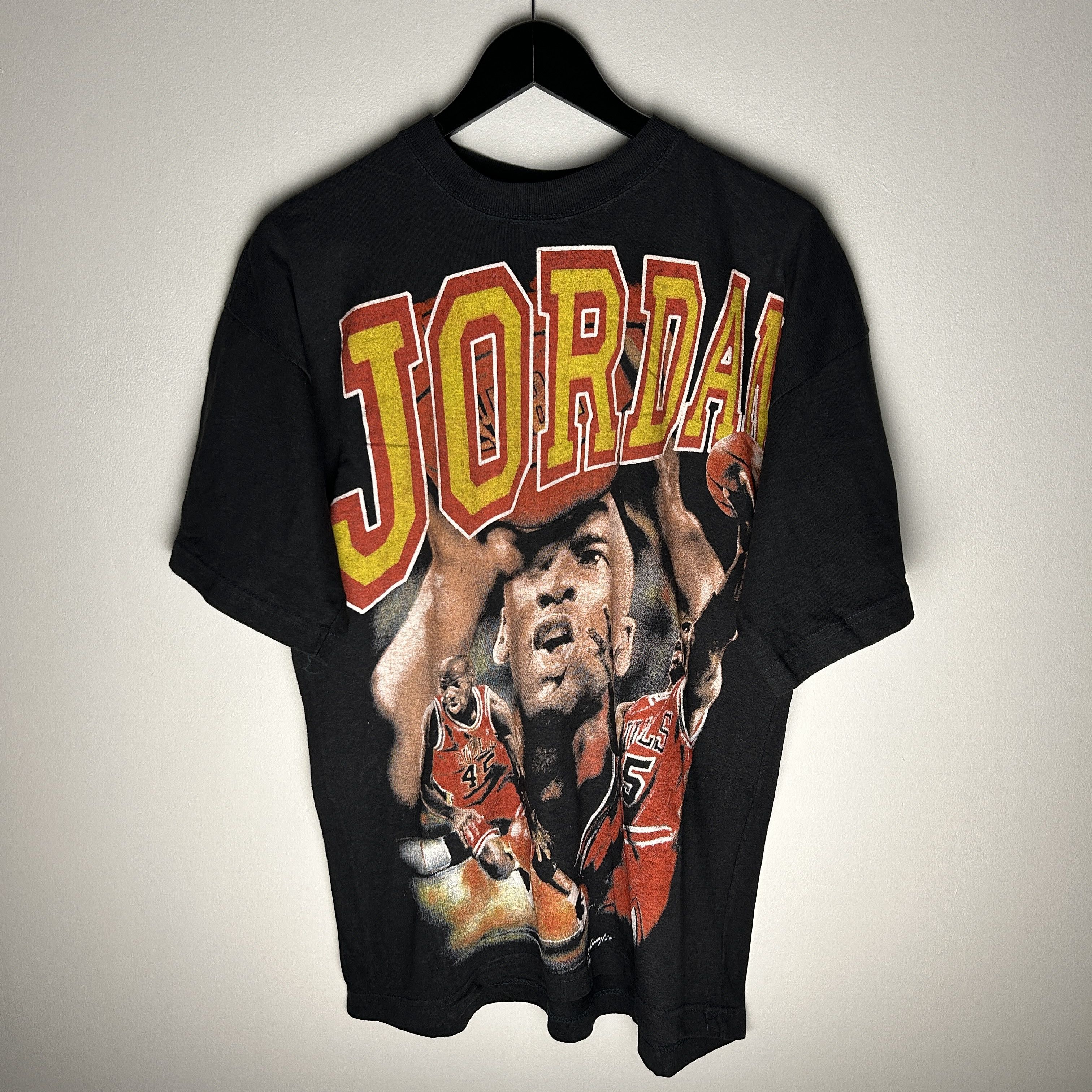 Rap Tees Vintage Michael Jordan 90’s Rap Tee Size US L / EU 52-54 / 3 - 1 Thumbnail