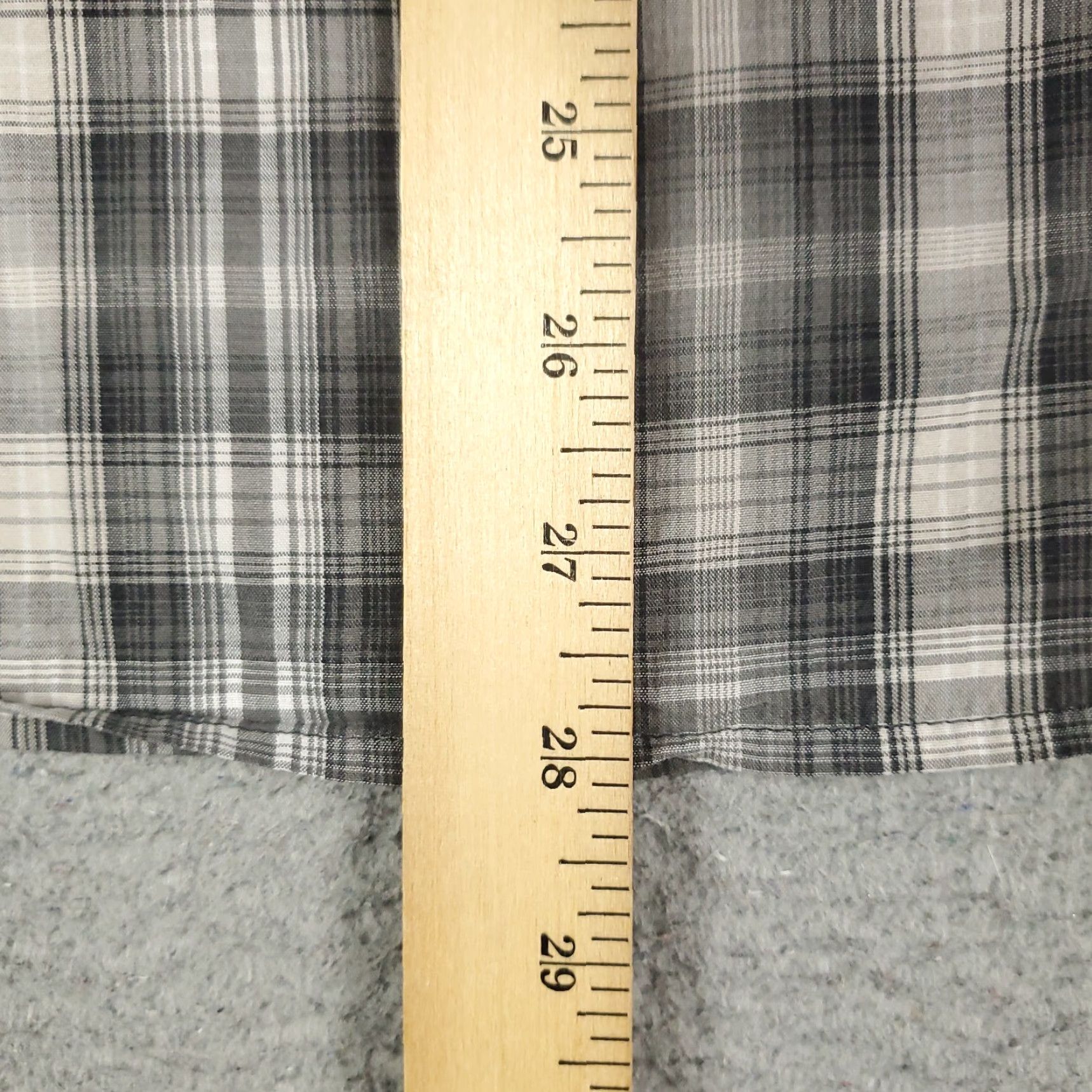 Vintage Columbia Button-Up Mens Shirt Large Gray Plaid Vented Long Sleeve Collared Cotton Blend Polyester Woven Size US L / EU 52-54 / 3 - 4 Thumbnail