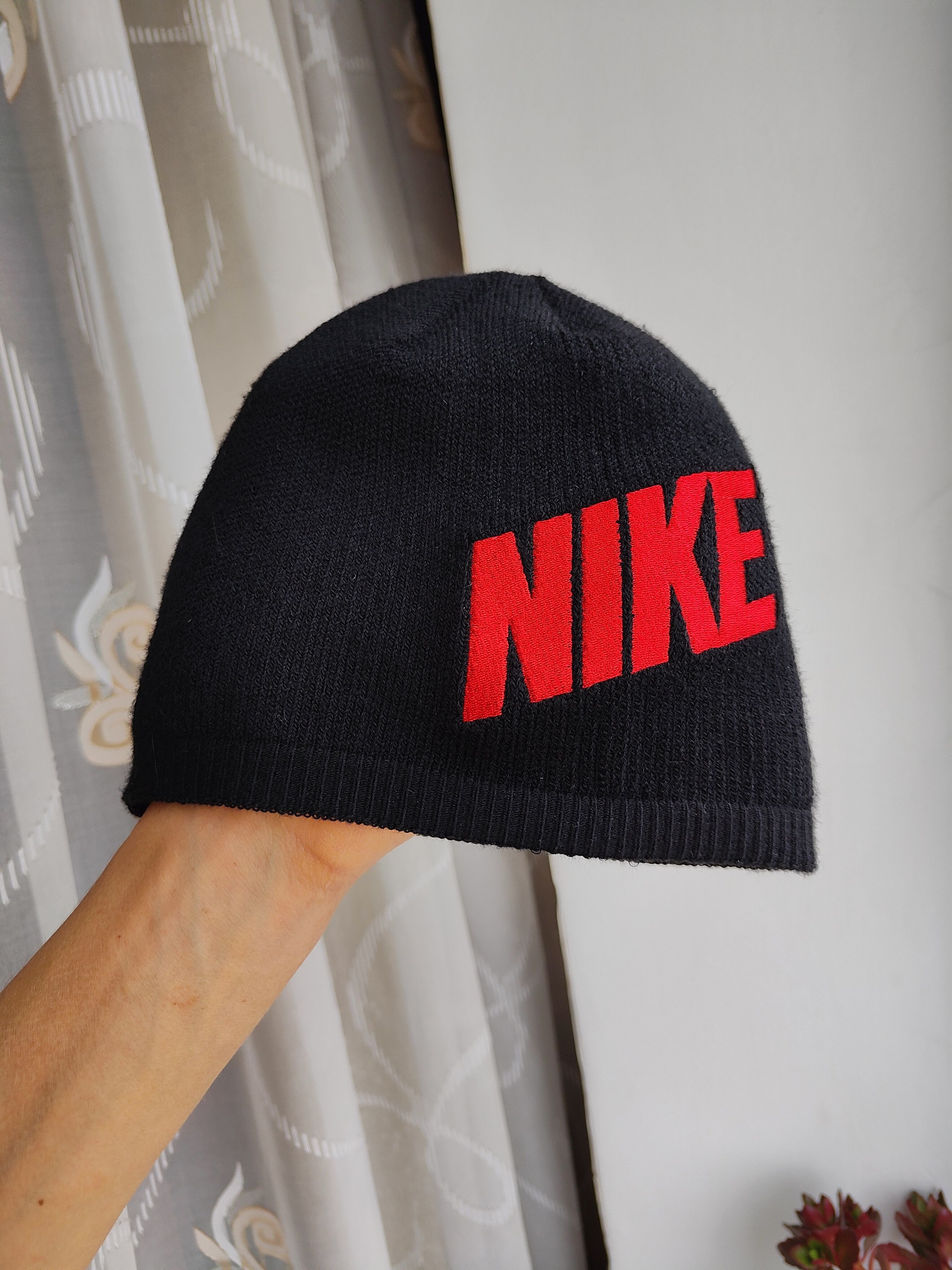 Nike Y2k nike pom pom beanie | Grailed