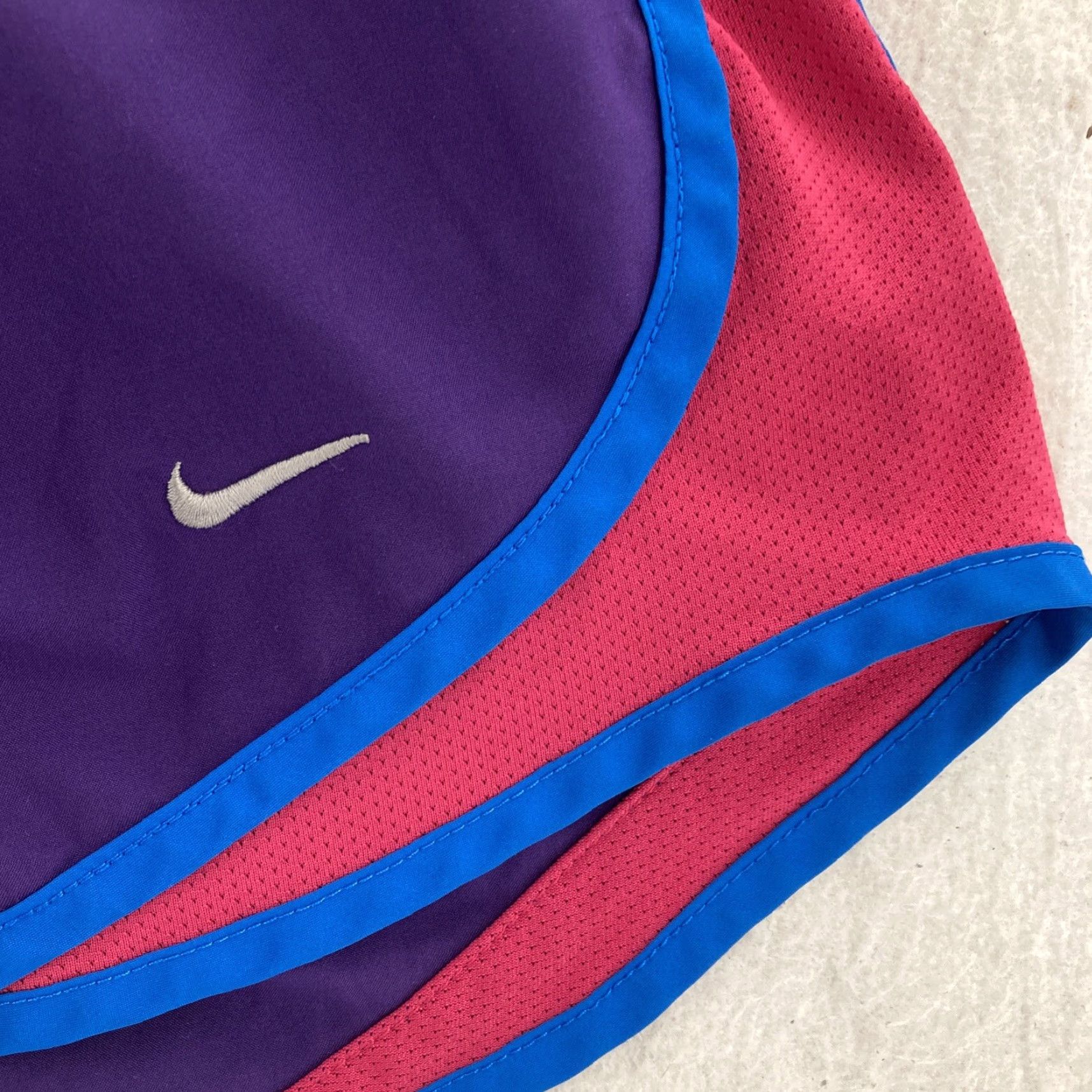Nike Nike Dri-Fit Running Shorts Womens Small Lined Running Purple Size 28" / US 6 / IT 42 - 6 Thumbnail
