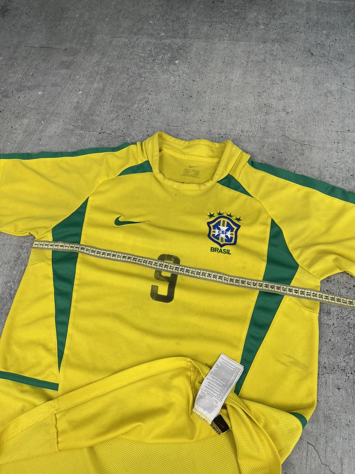 Nike Nike Rare Brazil Ronaldo 9 2002 vintage jersey size L Size US L / EU 52-54 / 3 - 11 Thumbnail