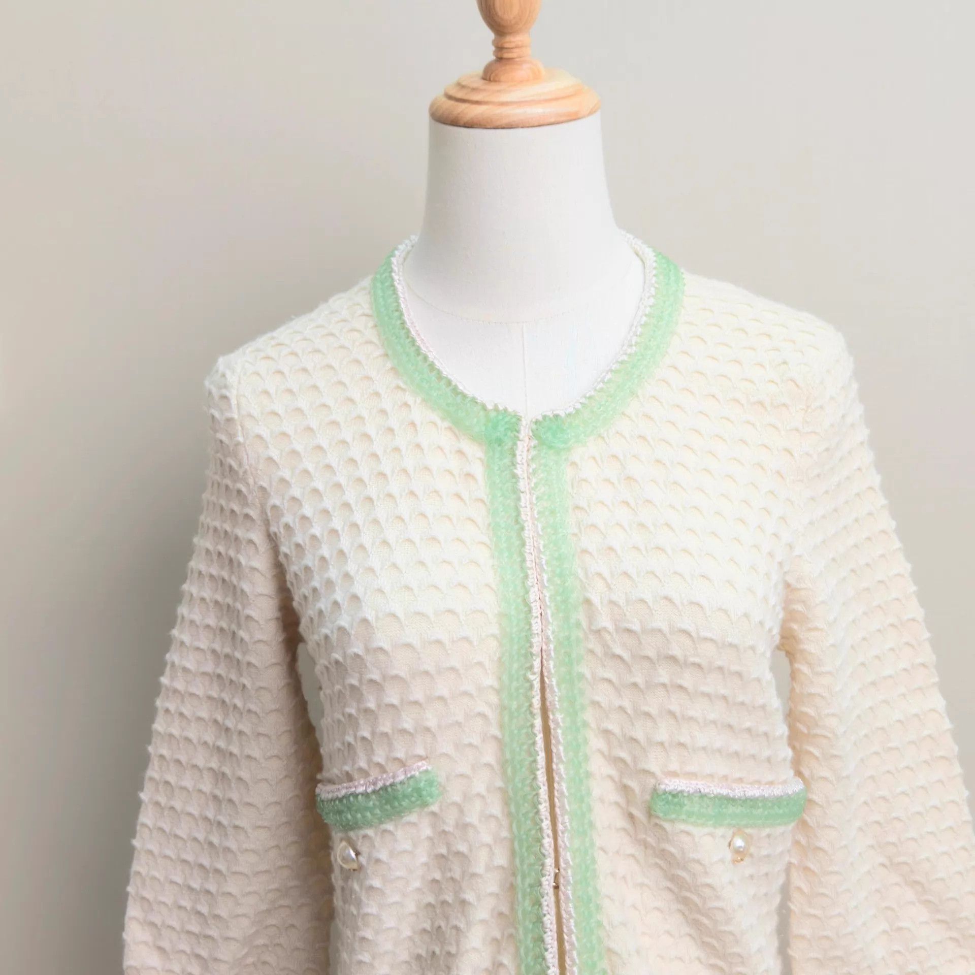 Chanel CHANEL Size 36 Jacket Size XS / US 0-2 / IT 36-38 - 3 Thumbnail