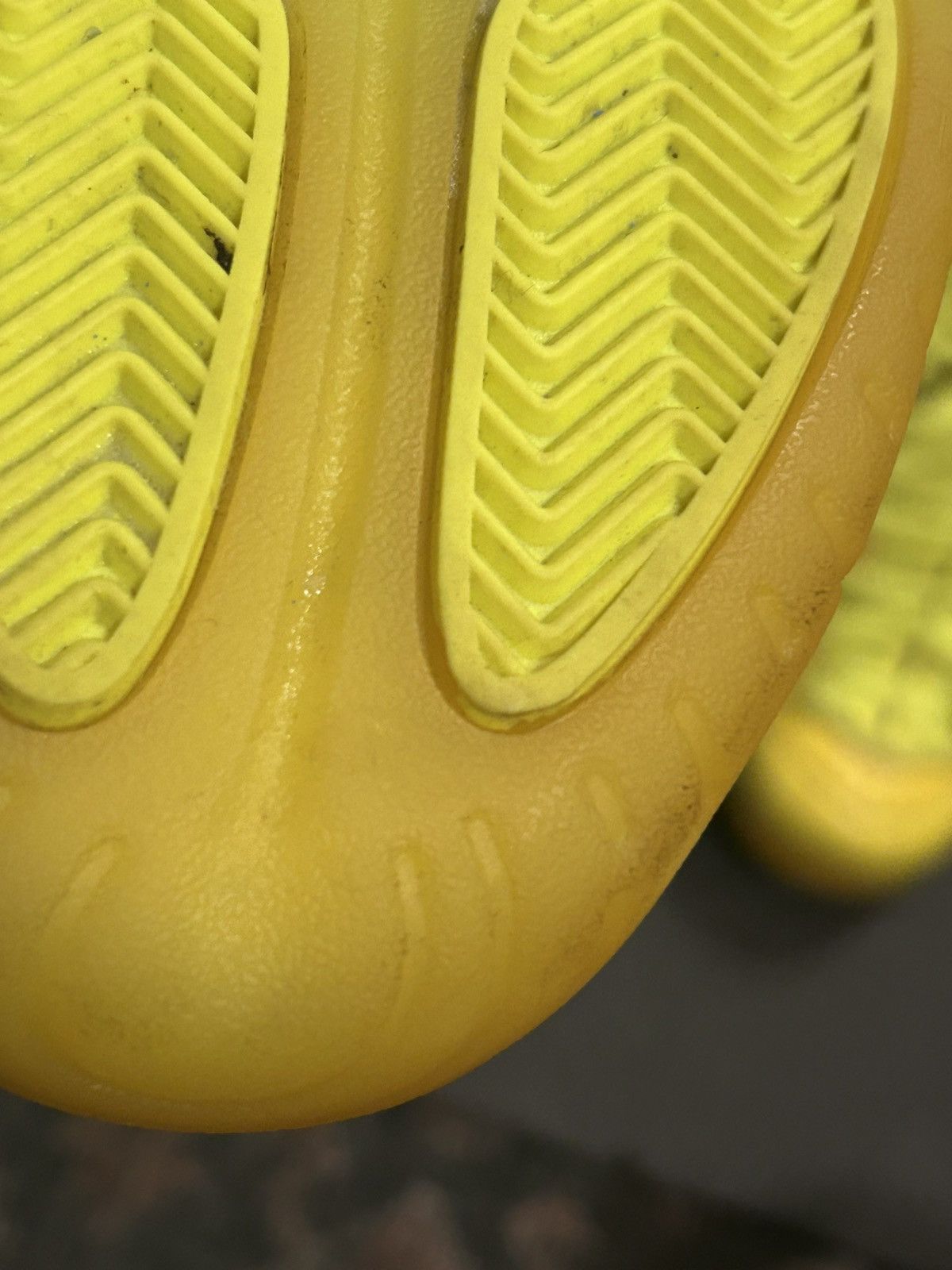 Nike Nike Air Foamposite Pro ‘Volt’ Size US 8 / EU 41 - 7 Thumbnail