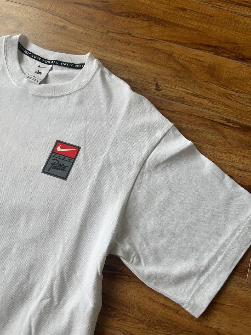 Nike × Patta Nike & Patta T-Shirt Big Back Logo Shorts Sleeve Size US M / EU 48-50 / 2 - 4 Thumbnail