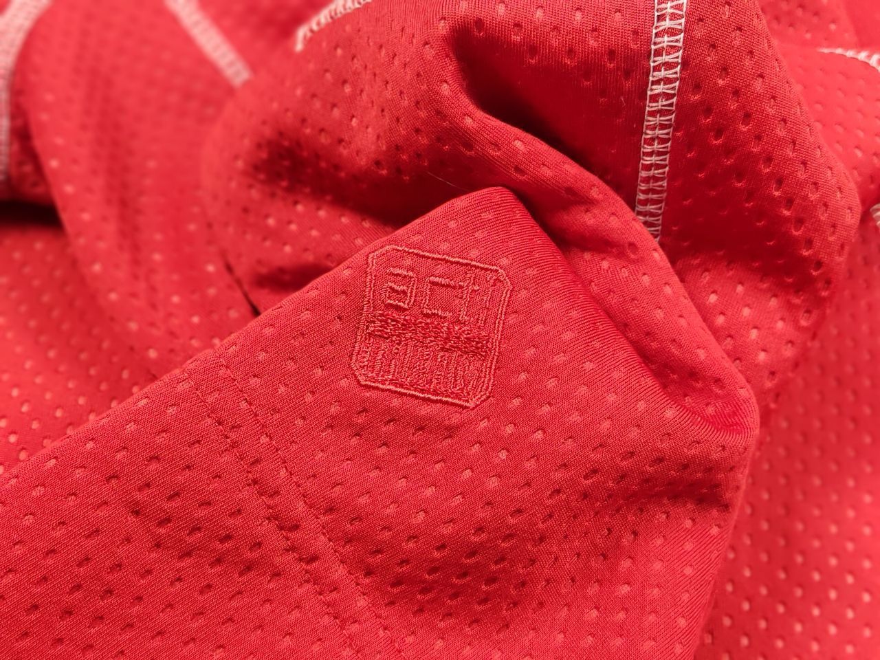 Salomon Vintage Salomon Acti Logo Zip Red Fleece Long sleeve Size US L / EU 52-54 / 3 - 14 Thumbnail