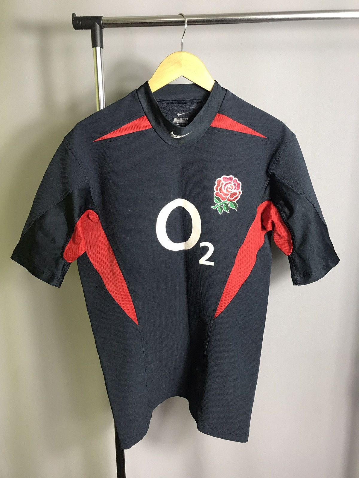 Vintage England Rugby Union 2003 2004 player blue away Nike Shirt Size US XL / EU 56 / 4 - 1 Thumbnail