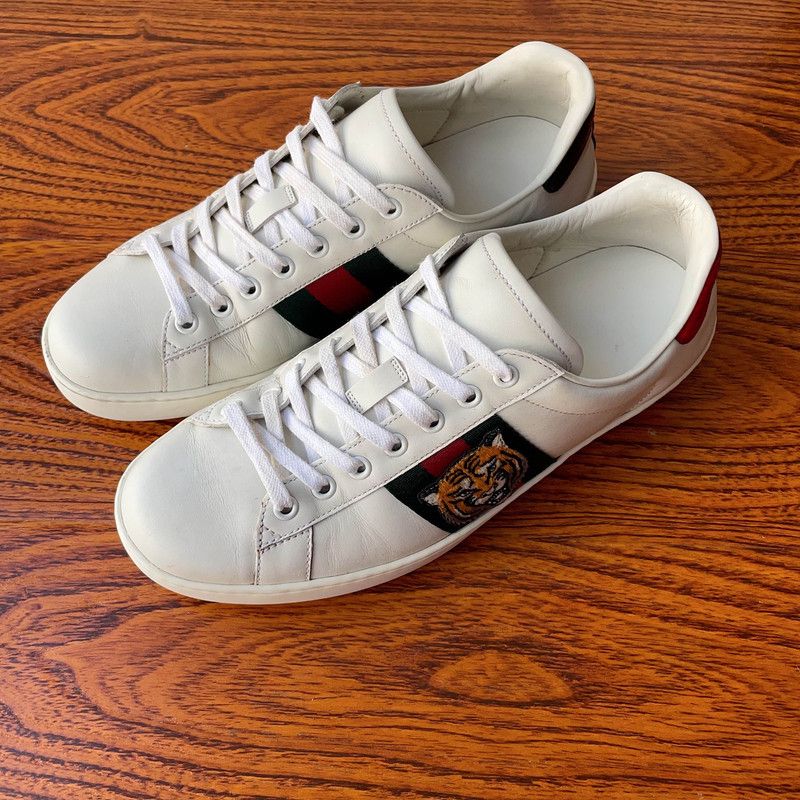 Gucci Gucci Ace Tiger Embroidered Low-Top Sneakers 0079 Size US 8 / EU 41 - 1 Thumbnail