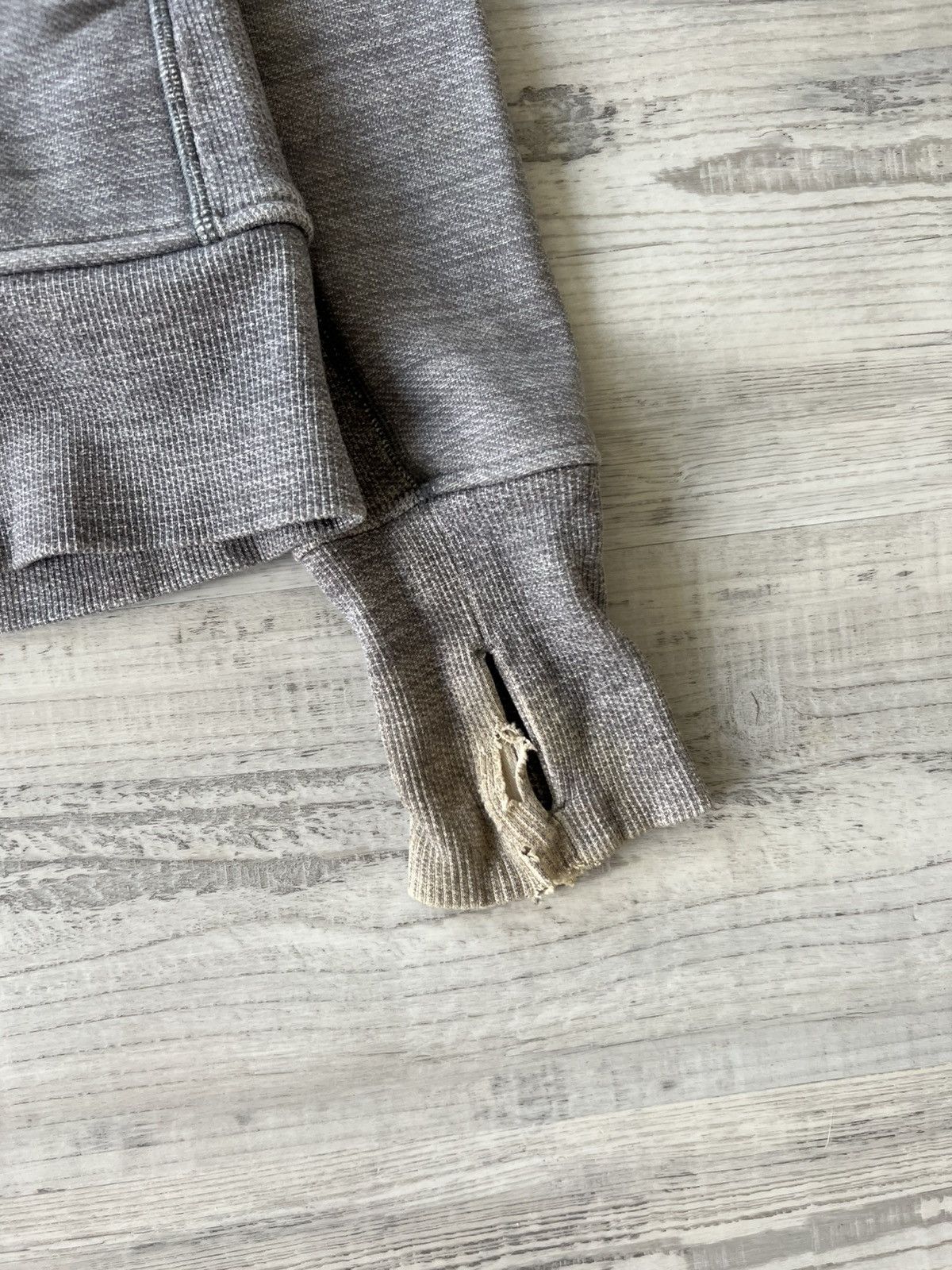 Lululemon Rare LuluLemon Gray Zip Up Jacket Sweatshirt Hoodie Size M / US 6-8 / IT 42-44 - 2 Thumbnail