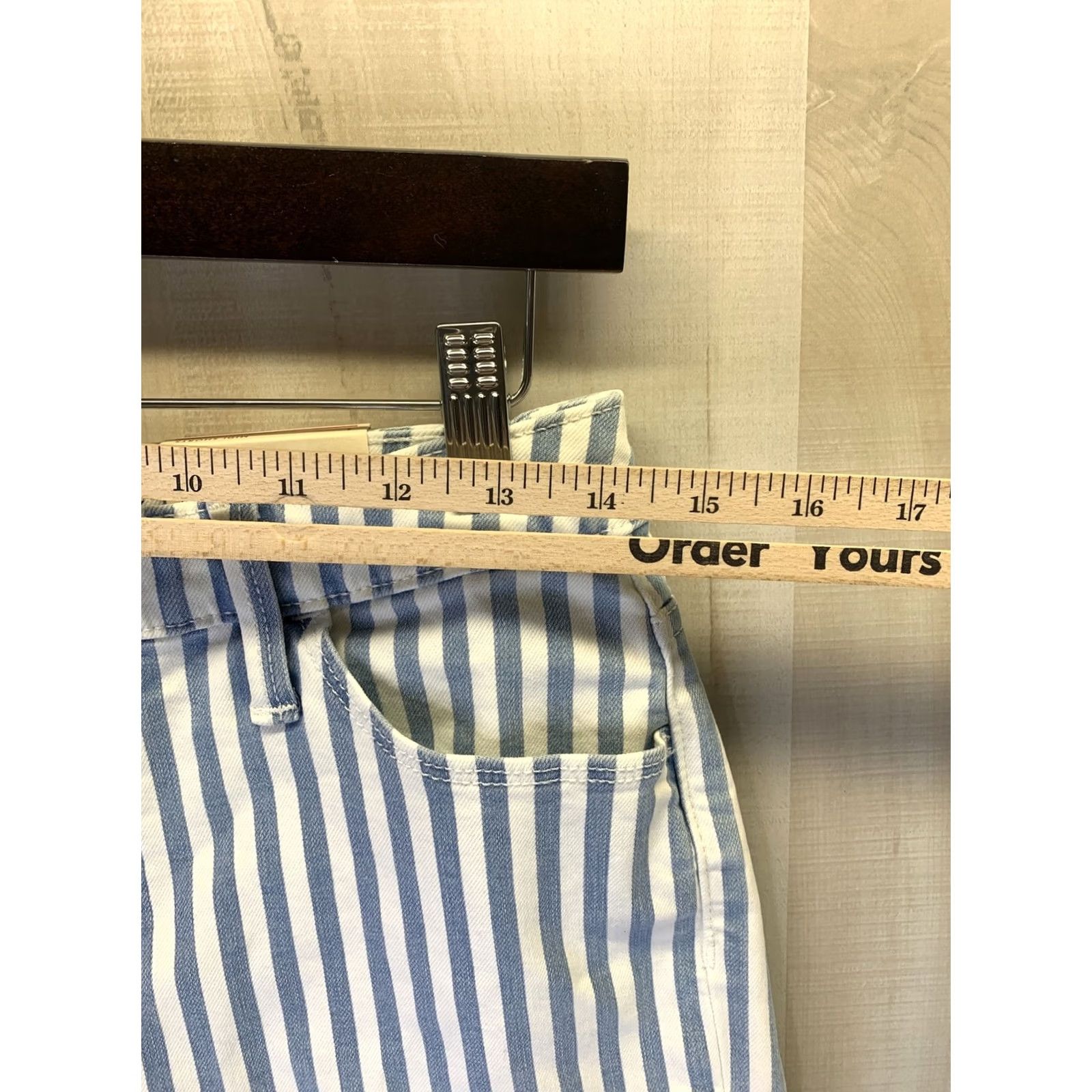 Vintage Universal Thread Women’s Shorts Blue Stripe Jean Shorts NWT Midi High Rise 4 Skinny? No; keep to original words. Size 27" / US 4 / IT 40 - 2 Thumbnail