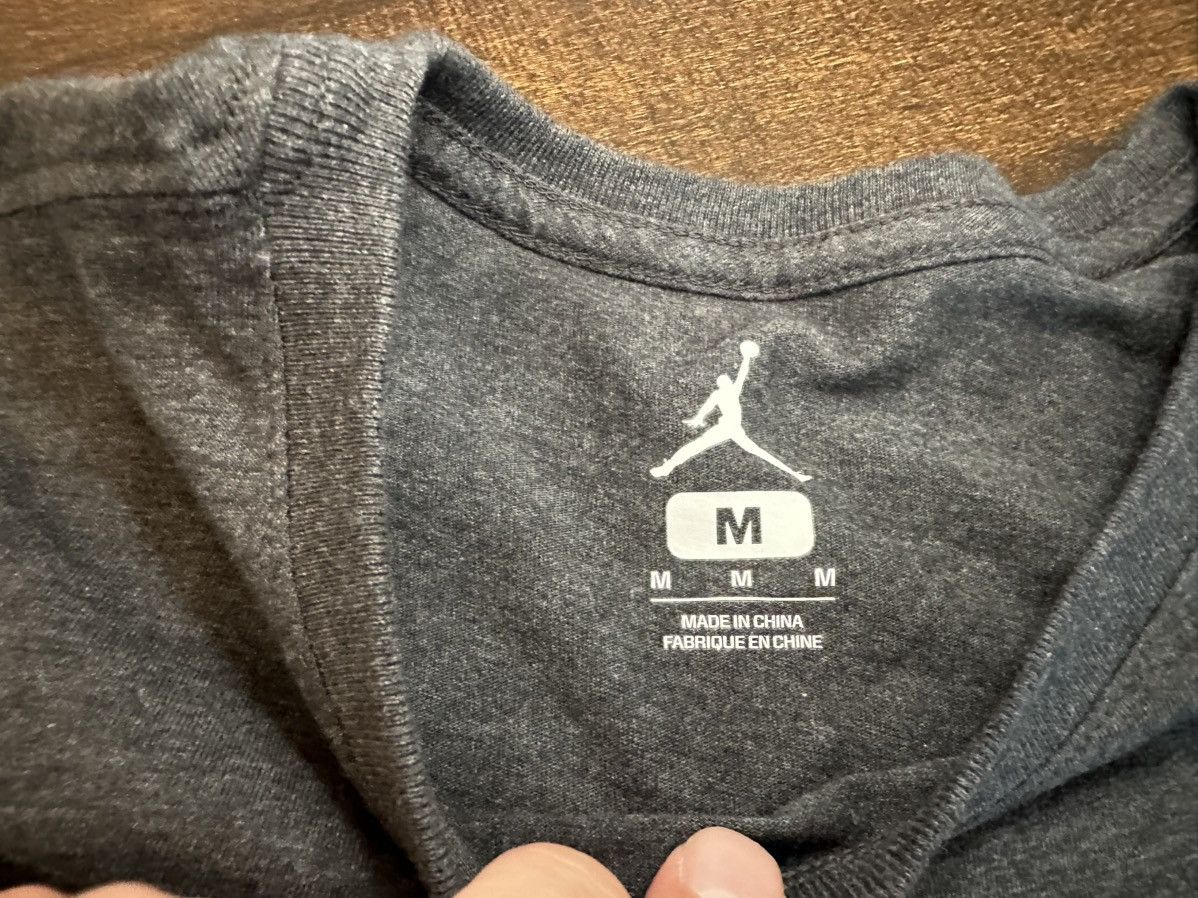 Nike NWOT Nike Air Jordan T-Shirt Touch of Gold-Size Medium Size US M / EU 48-50 / 2 - 5 Thumbnail