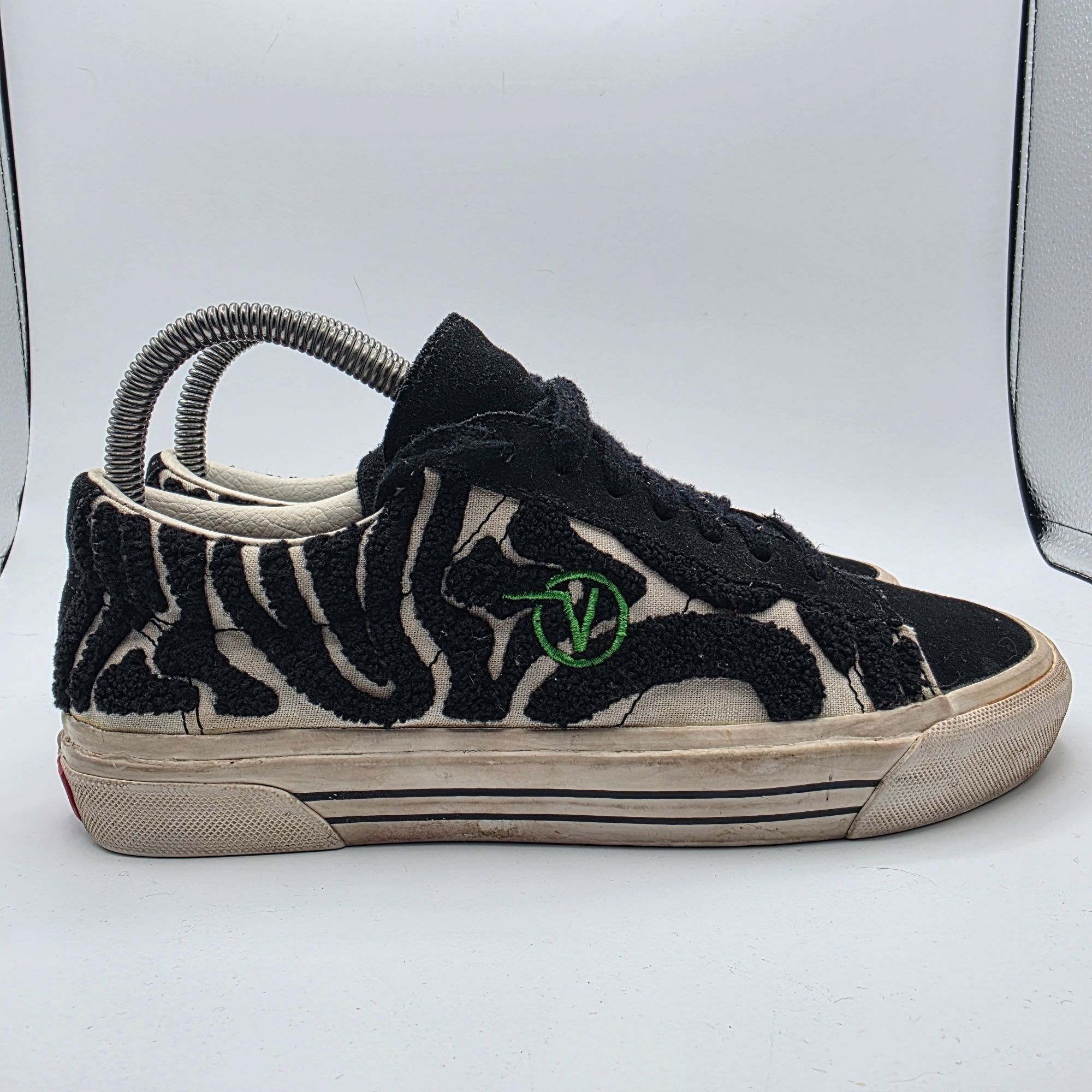 Vans Vans Anderson .Paak x Sid DX 'Malibu Womens Size 7 Black Whi Size US 7 / IT 37 - 12 Thumbnail