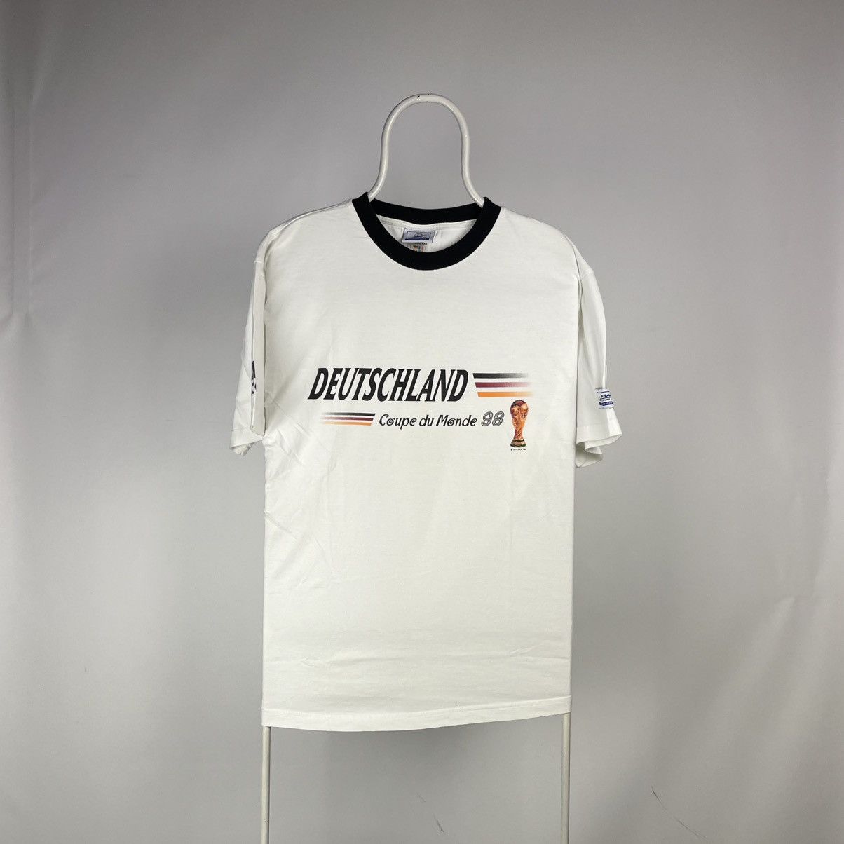 Band Tees Vintage Deutschland coupe du monde Tshirt 98 size Large Size US L / EU 52-54 / 3 - 1 Thumbnail