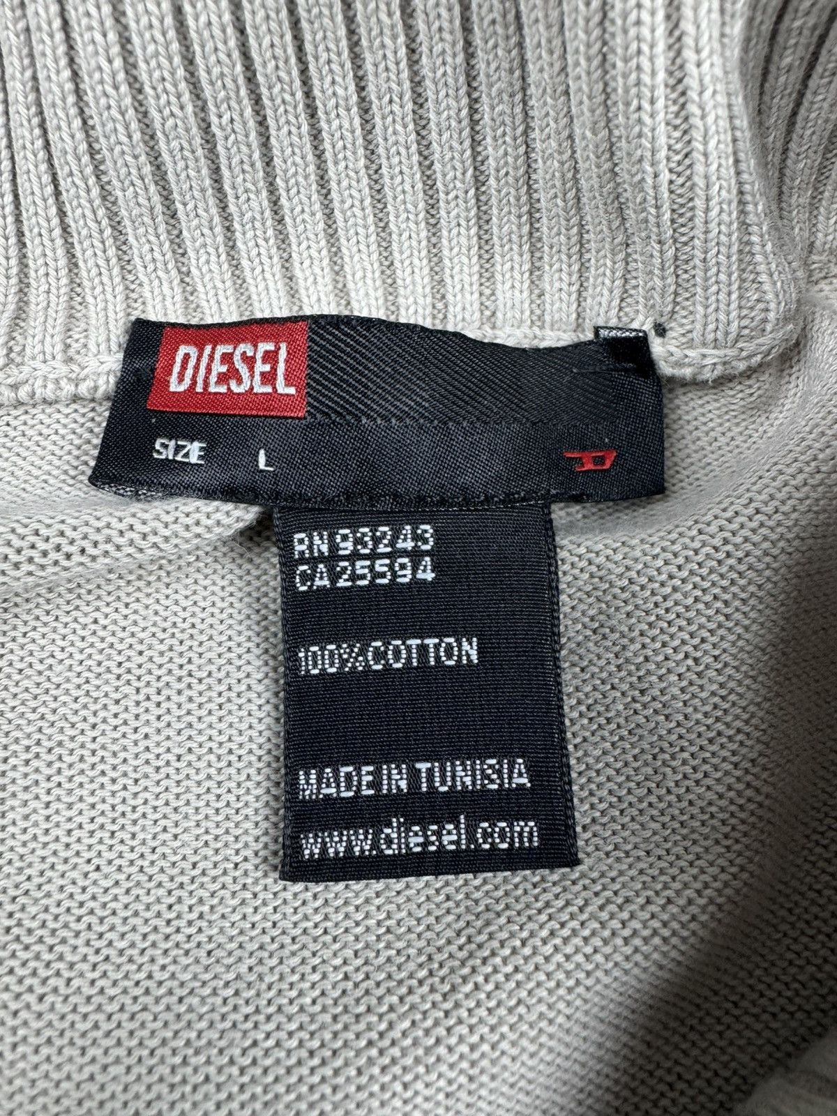 Diesel Vintage Diesel Snoweagles Light Zip Beige Sweater Y2K Size US L / EU 52-54 / 3 - 12 Thumbnail