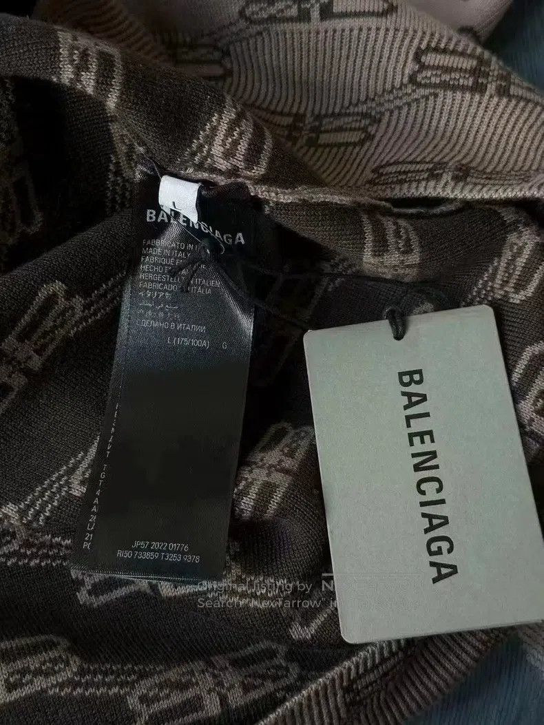 Other Balenciaga Lock buckle all-over print sweater Size US S / EU 44-46 / 1 - 3 Thumbnail