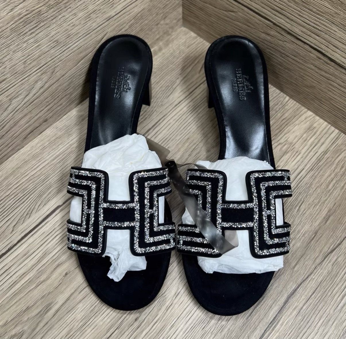 Hermes Hermès Oasis Black & Silver Crystal H Slippers J41 Size US 7 / IT 37 - 3 Thumbnail