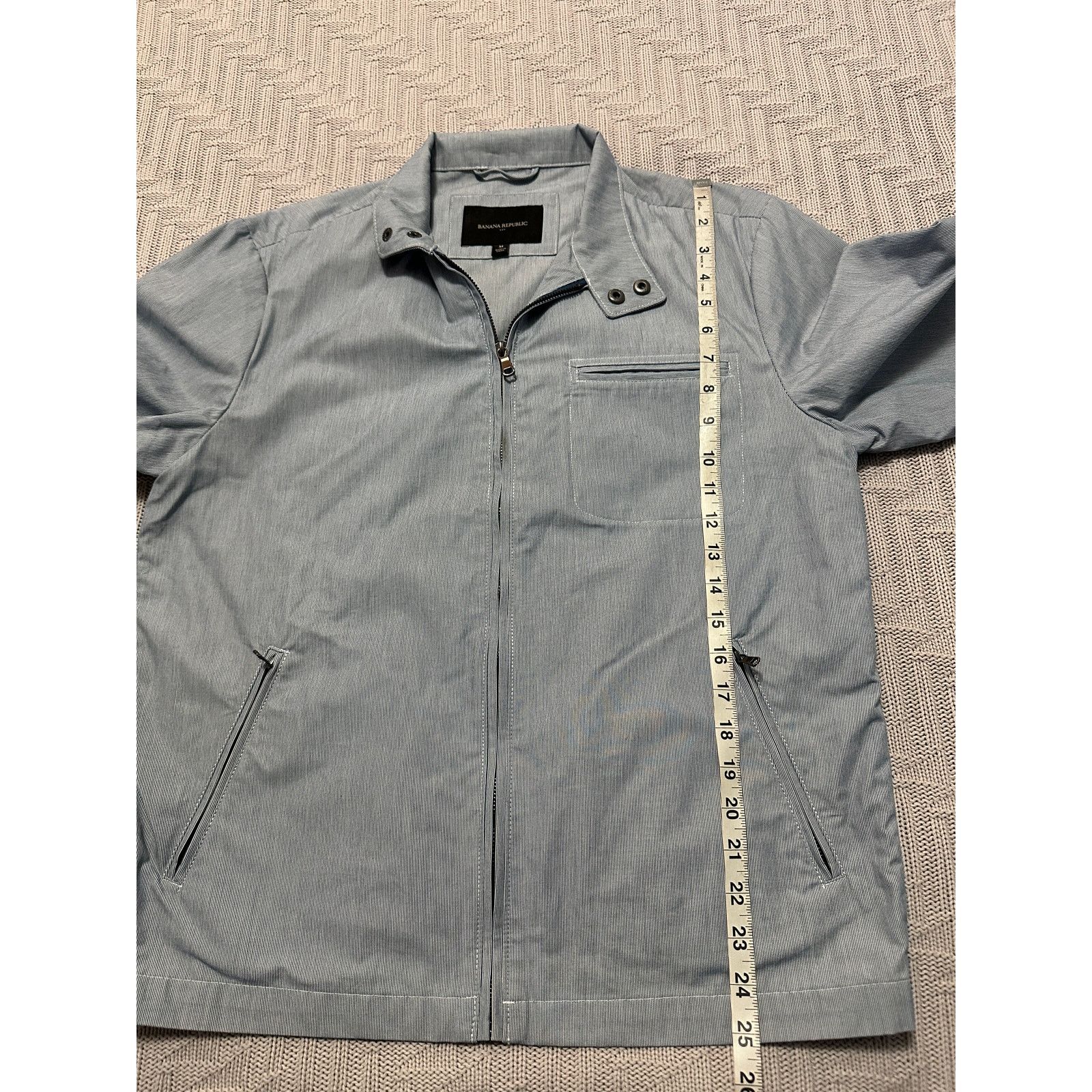 Banana Republic Banana Republic blue seersucker light jacket size M Size US M / EU 48-50 / 2 - 7 Thumbnail