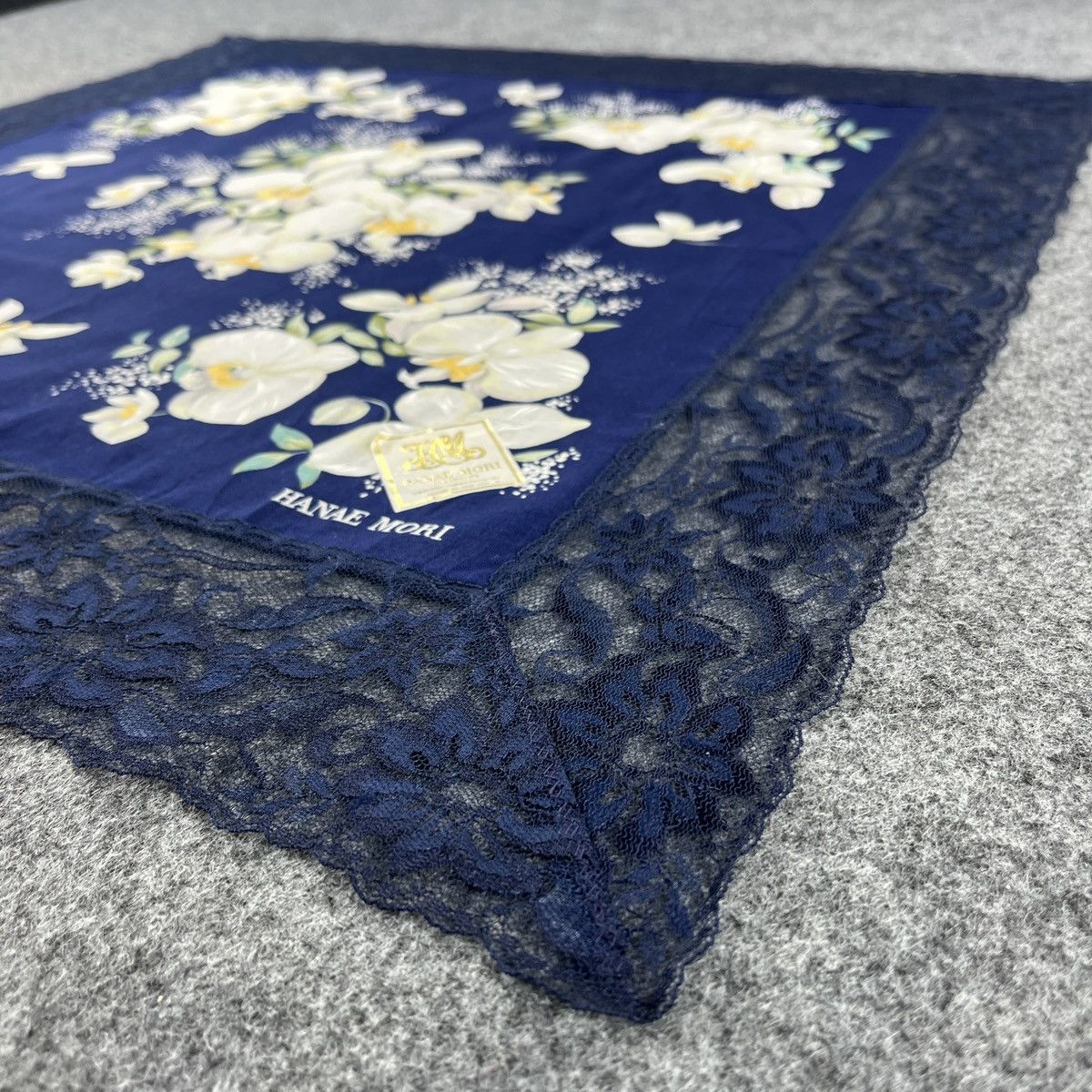 Hanae Mori × Japanese Brand Hanae Mori Bandana / Handkerchief / Neckerchief B101 Size ONE SIZE - 6 Thumbnail