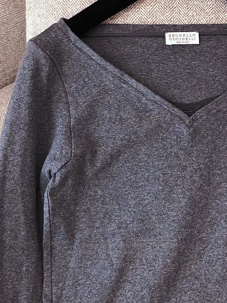 Brunello Cucinelli Brunello Cucinelli Gray V-Neck Knit Sweater Size M / US 6-8 / IT 42-44 - 3 Thumbnail