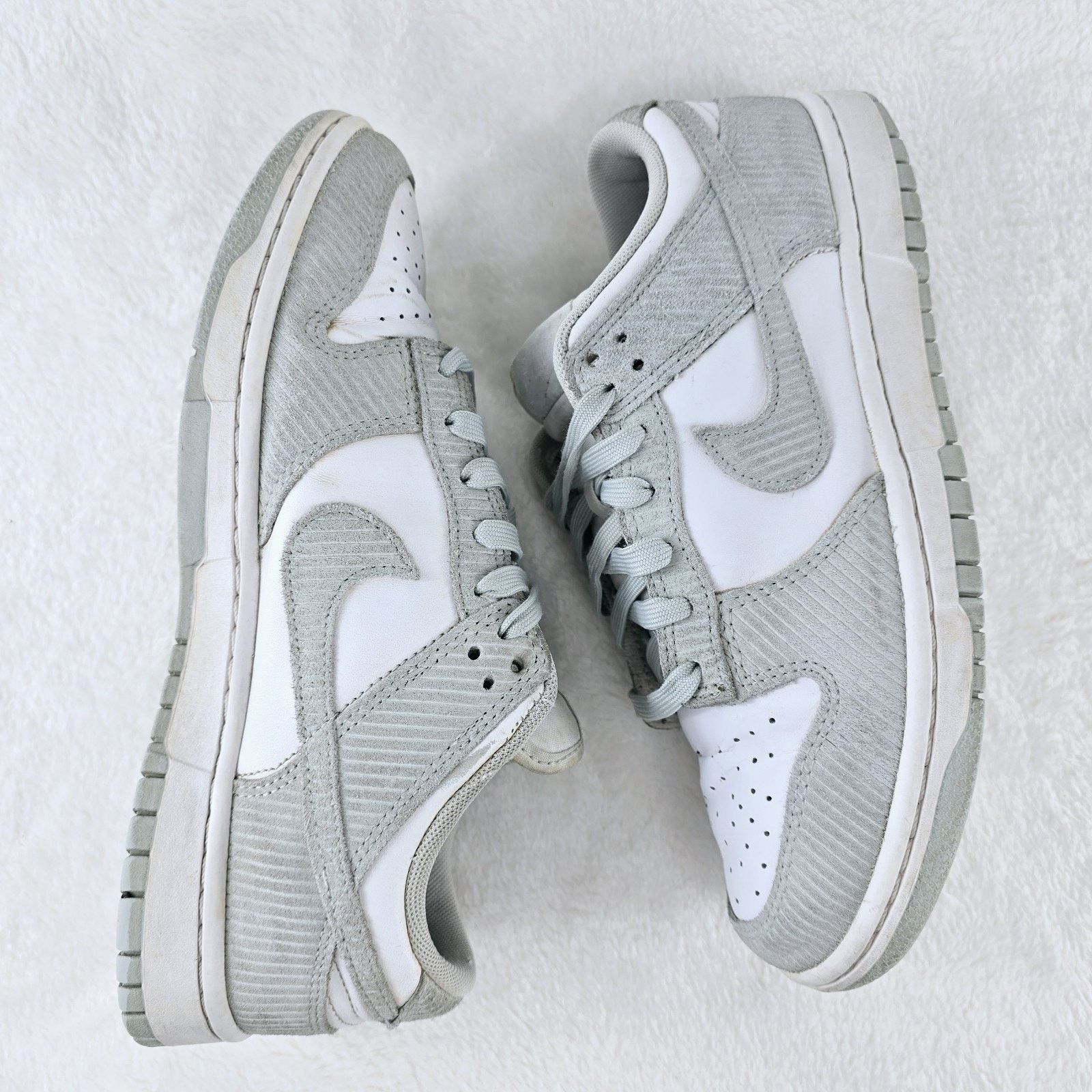 Nike Size 9- Nike Dunk Low Light Silver Corduroy Womens Shoes Size US 9 / IT 39 - 8 Thumbnail