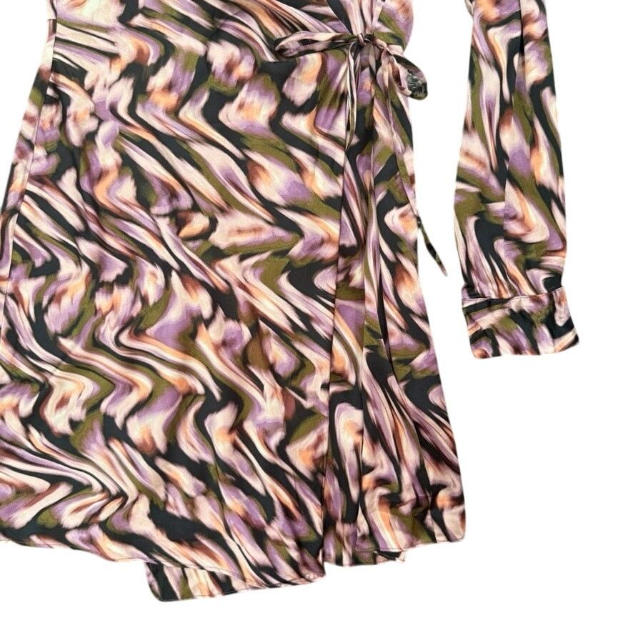 Donna Morgan Donna Morgan Wrap Dress in Pink Multi, Size US 8 Size M / US 6-8 / IT 42-44 - 7 Thumbnail