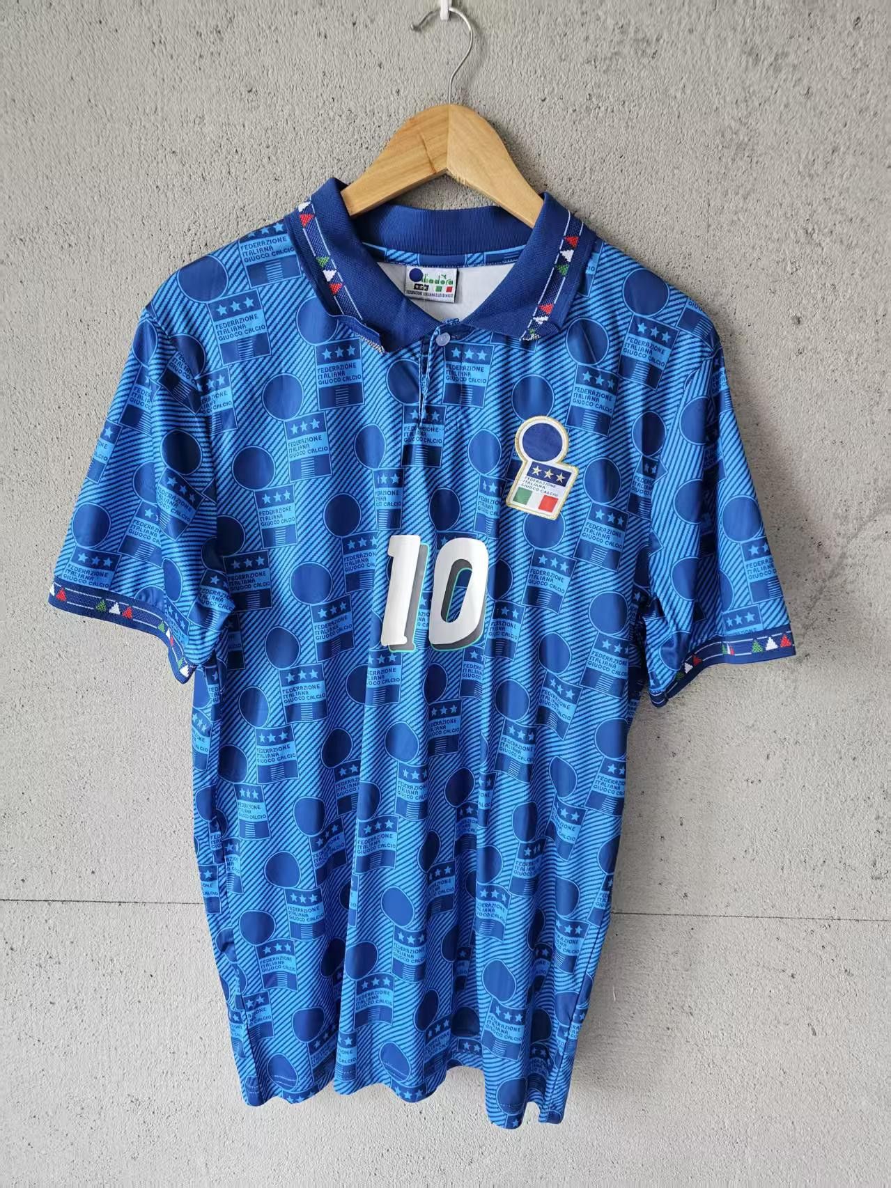 Other 1994 Italy 10 Roberto Baggio Jersey Home Size US XL / EU 56 / 4 - 2 Thumbnail
