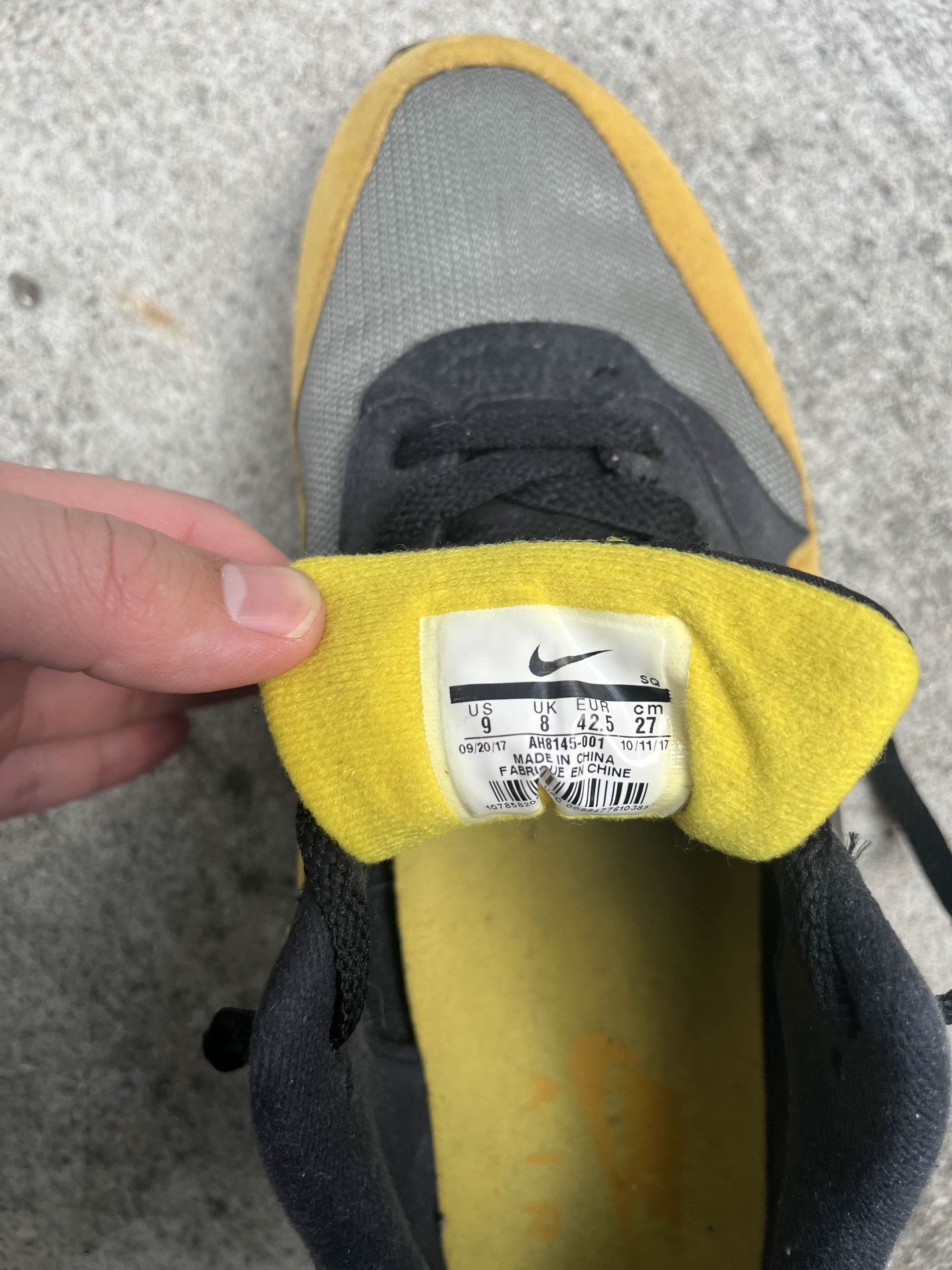Nike Nike Air Max 1 Dark Stucco/Vivid Sulfur Size US 9 / EU 42 - 4 Thumbnail