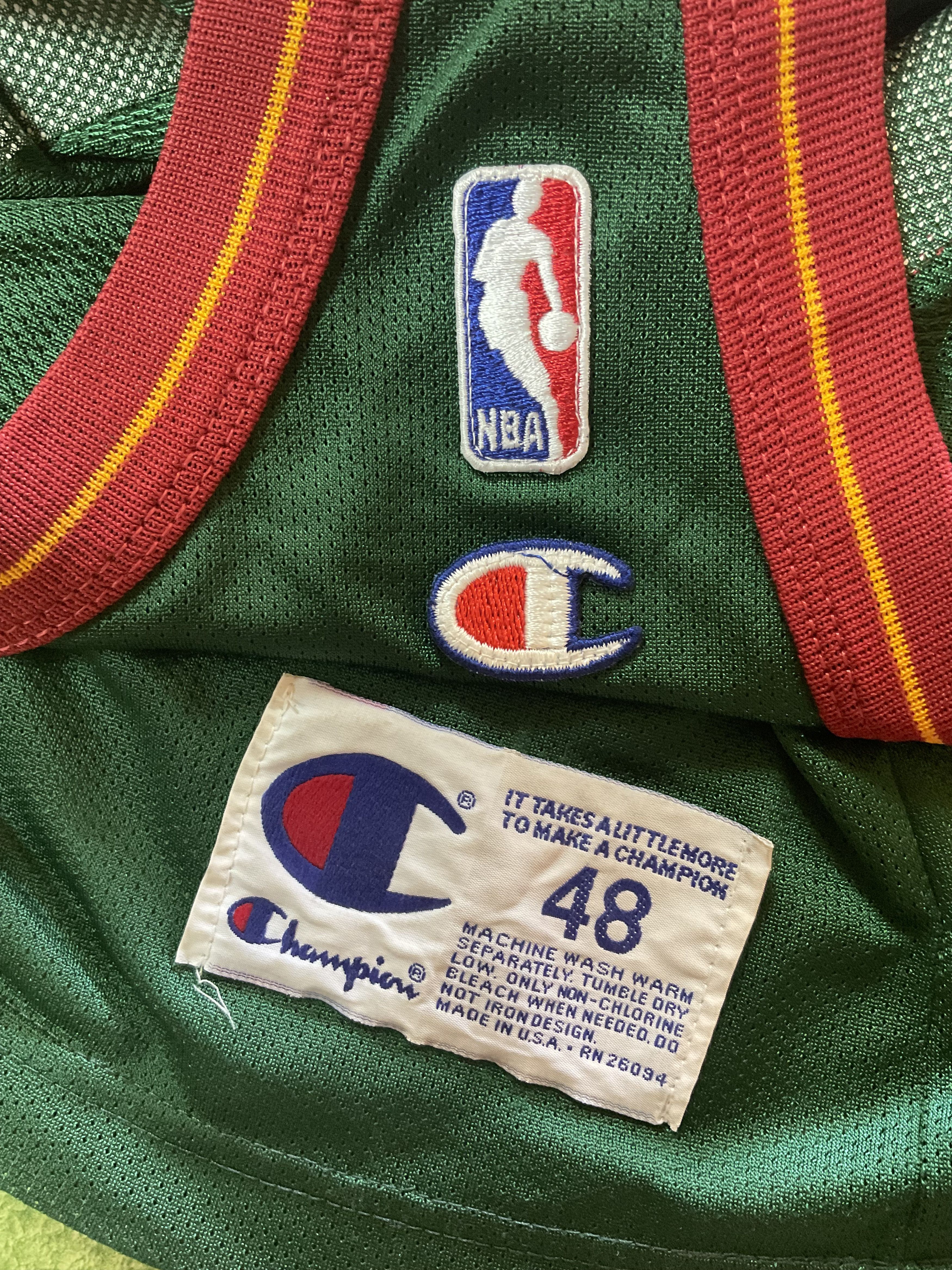 Champion Vintage Seattle SuperSonics #40 Shawn Kemp Basketball Jersey Size US L / EU 52-54 / 3 - 6 Thumbnail