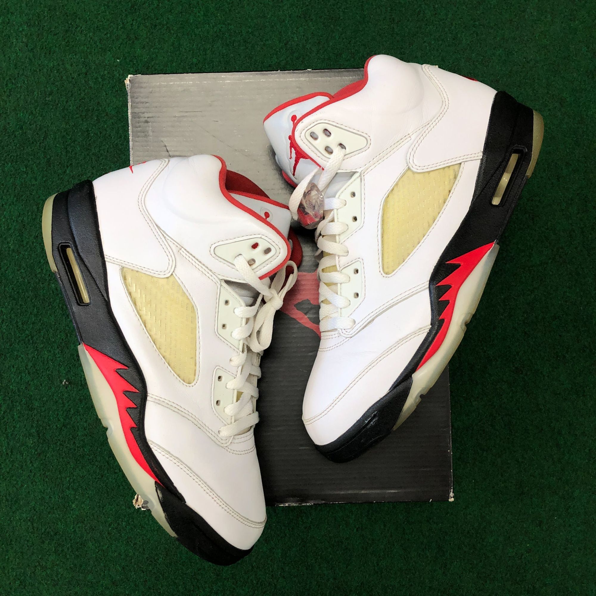 Nike Pre-Owned Air Jordan 5 Retro ‘Fire Red’ 2020 - Size 10 Size US 10 / EU 43 - 1 Thumbnail