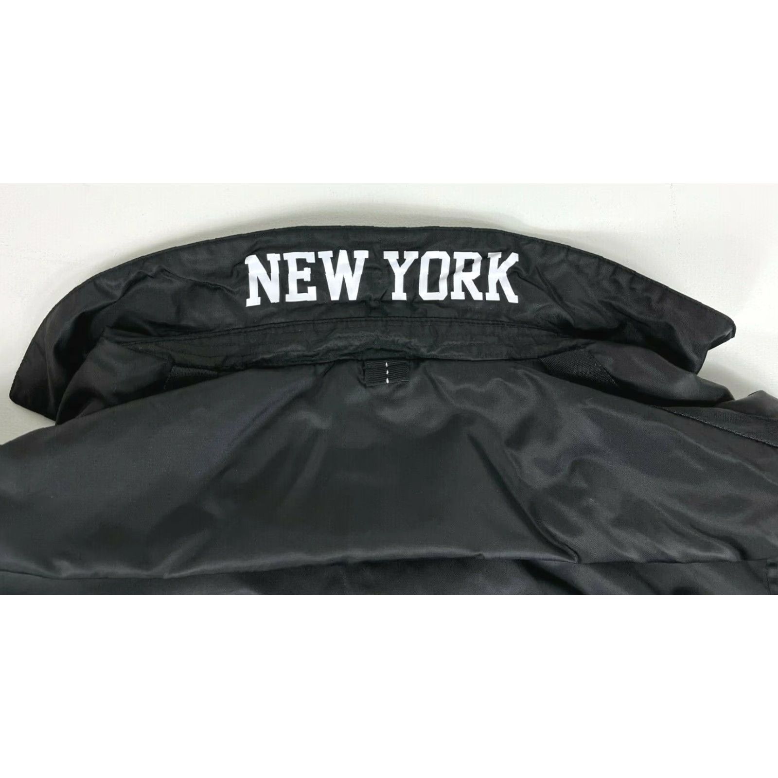 Vintage Men's The Very Warm x NBALAB New York Knicks Jacket Sz M Size US M / EU 48-50 / 2 - 5 Thumbnail