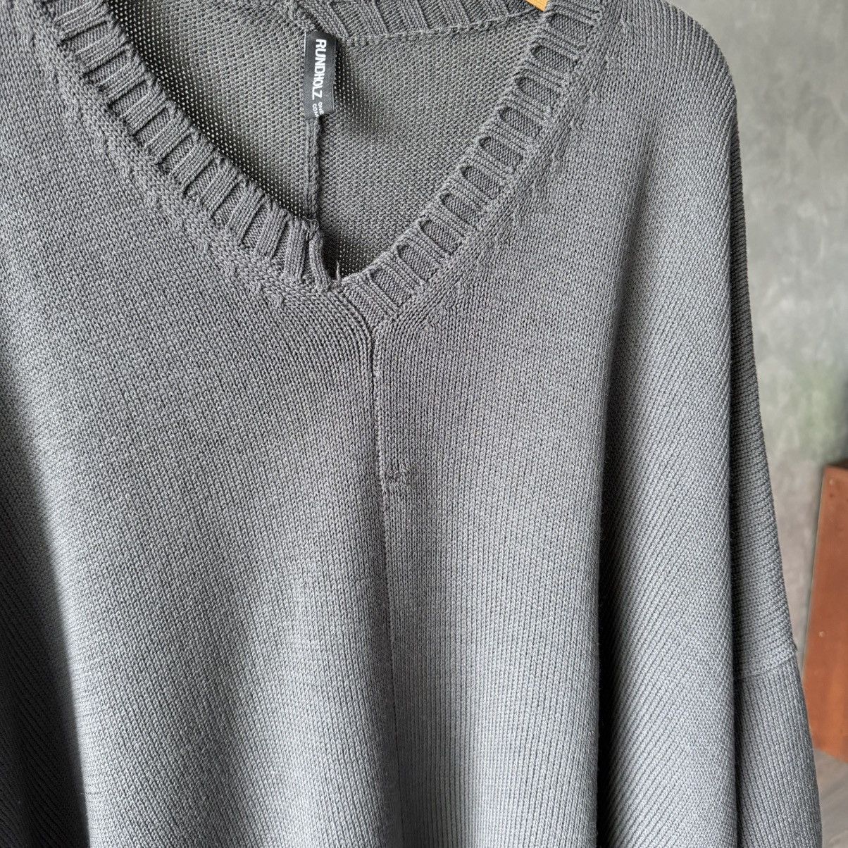 Rundholz Rundholz Avantgarde Crepe Wool Oversized V Neck Sweater Size ONE SIZE - 6 Thumbnail